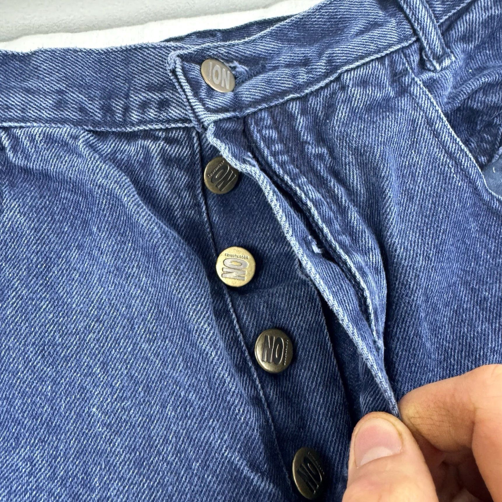 Vintage VINTAGE No Boundaries Jeans Womens 13/14 Blue Mom Jeans High Waist Button Fly 90s 2000s Womens Size 34" / US 12 / IT 48 - 3 Thumbnail