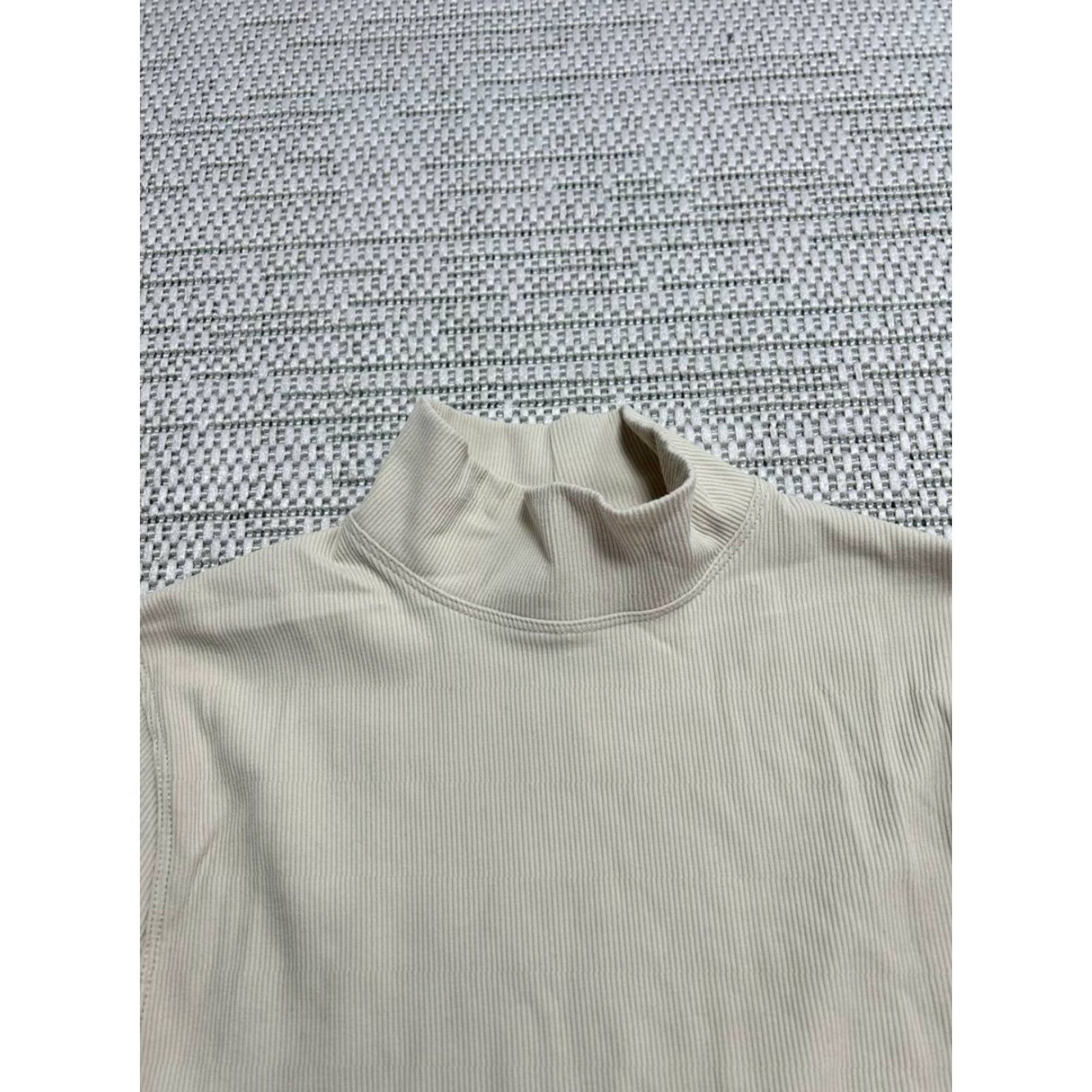 Outdoor Voices Outdoor Voices Womens XS Beige Nylon Knit Mock Neck Top Size XS / US 0-2 / IT 36-38 - 3 Thumbnail