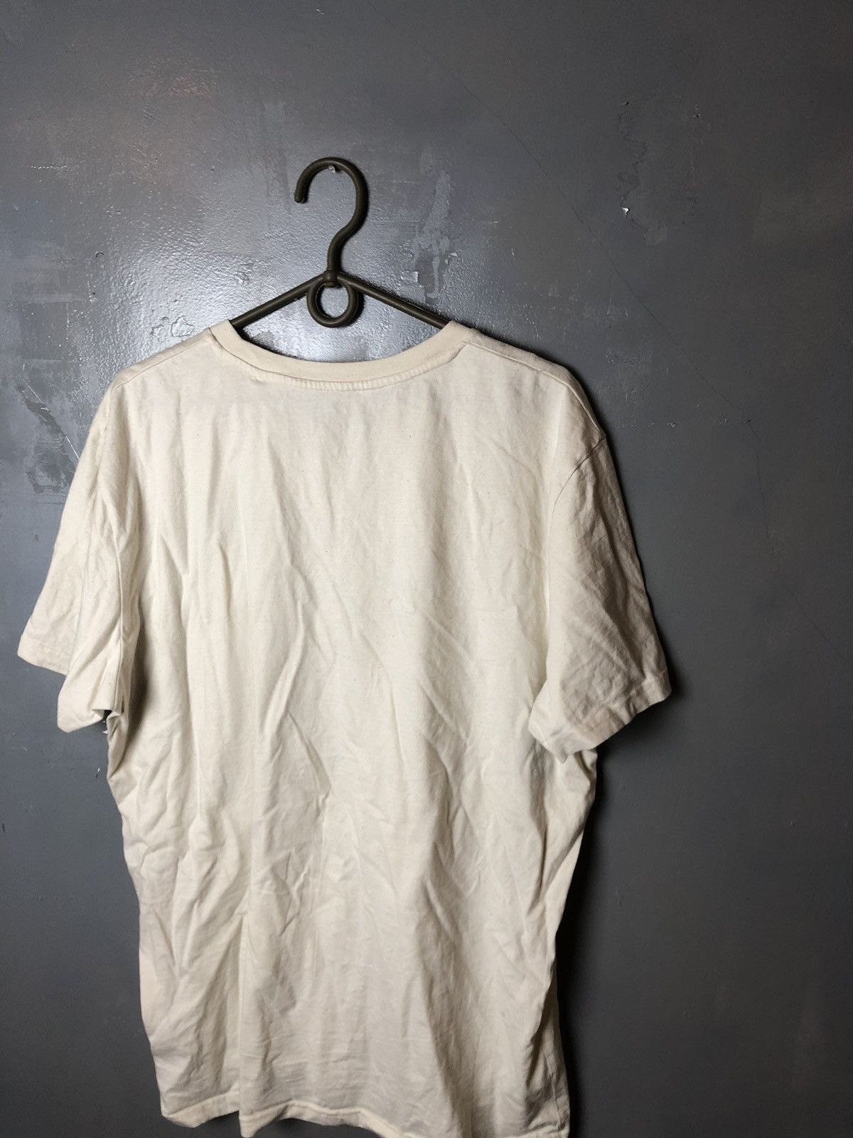 Vintage Vintage mens t-shirt merch Size US L / EU 52-54 / 3 - 7 Thumbnail