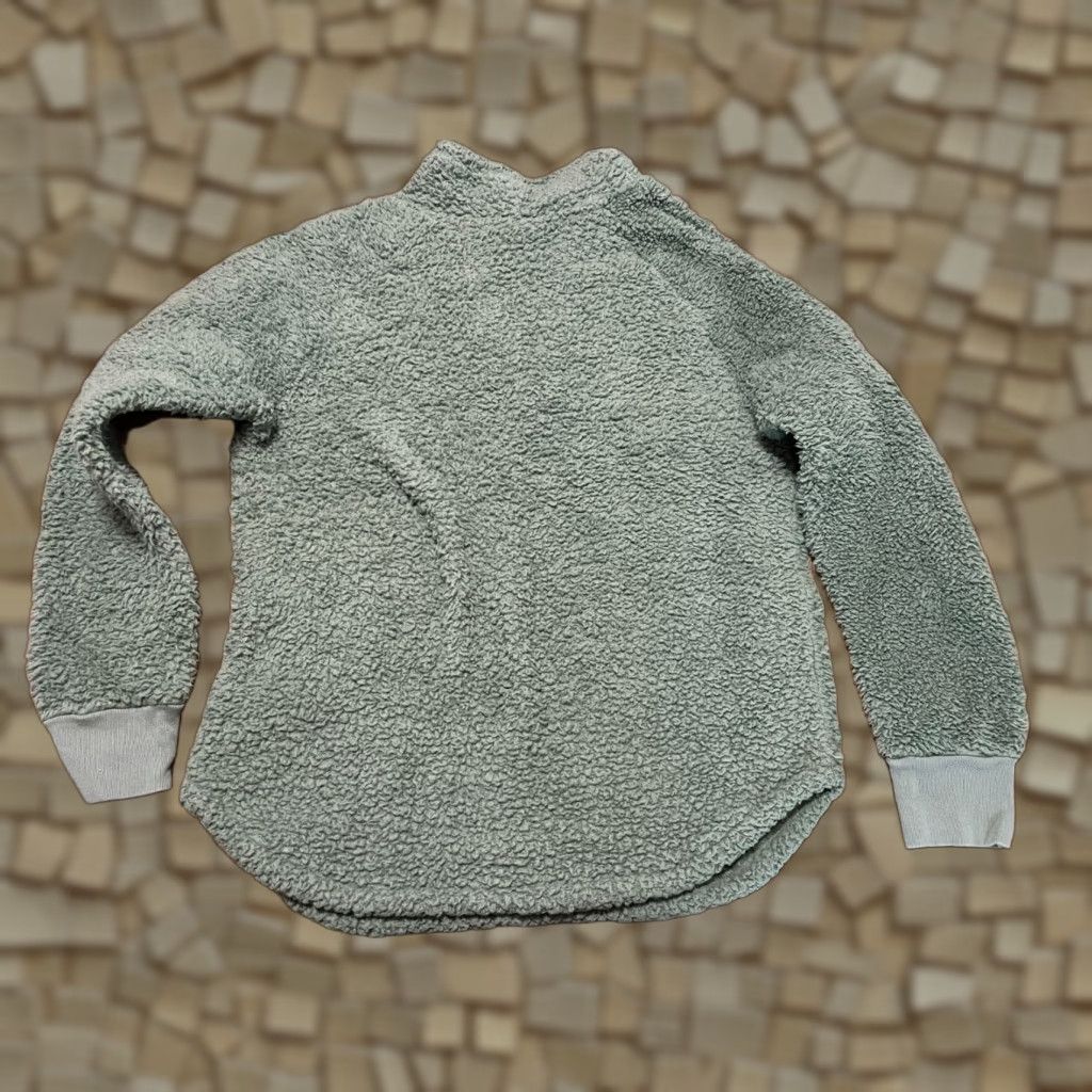 Vintage a.n.a Sweater Women's Size Medium Green Sherpa Pullover Crew Neck Knit Casual Regular Vintage? No — (note: vintage: No) Size M / US 6-8 / IT 42-44 - 1 Thumbnail
