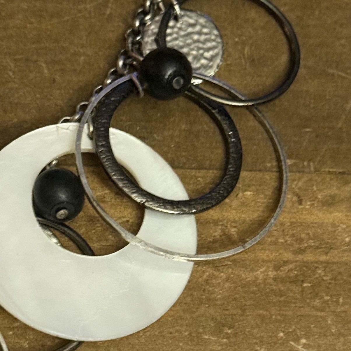 Other Mother of Pearl discs & mixed metal rings necklace Size ONE SIZE - 5 Thumbnail