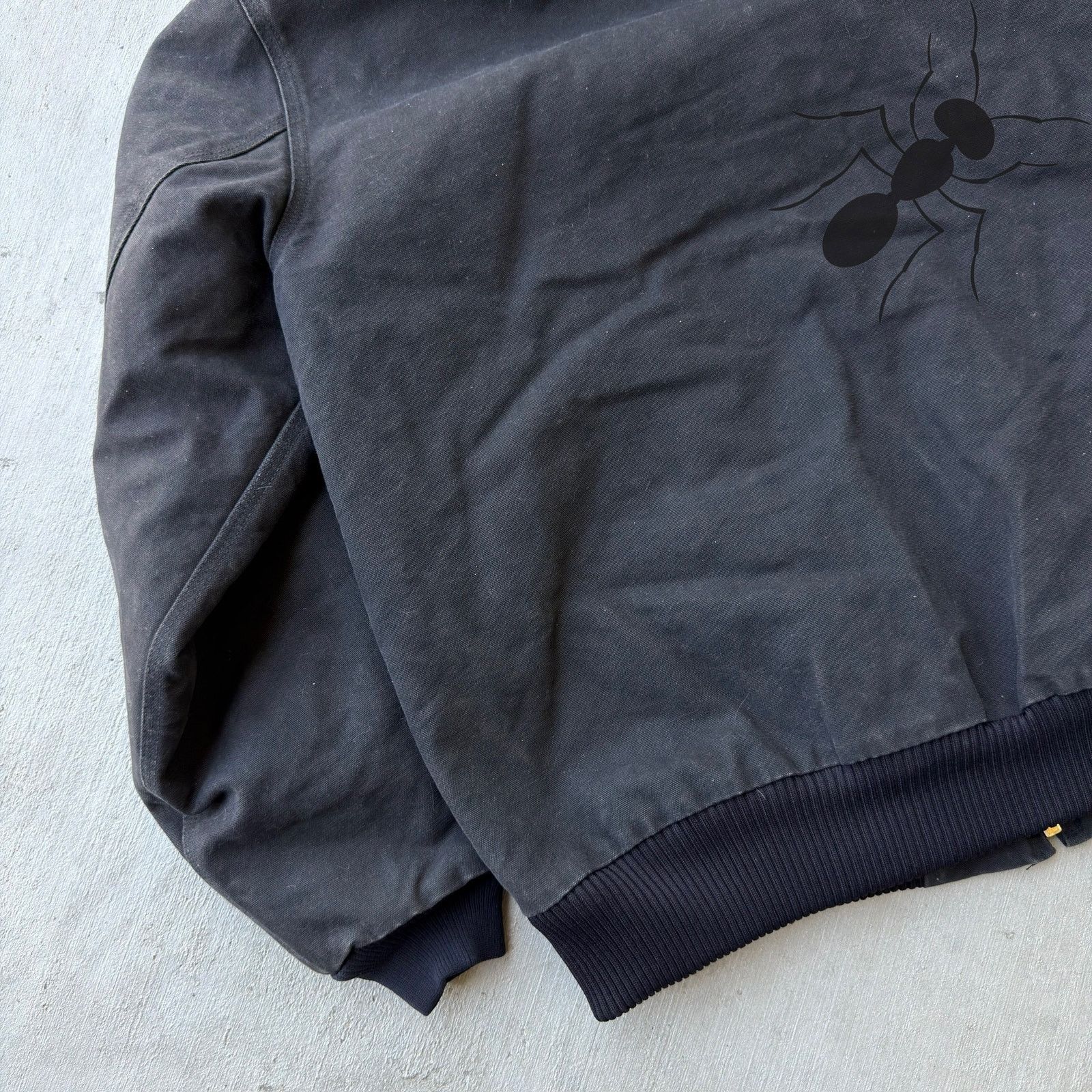 Carhartt × Vintage Carhartt J130 BLK black hooded work wear jacket Size US L / EU 52-54 / 3 - 8 Thumbnail