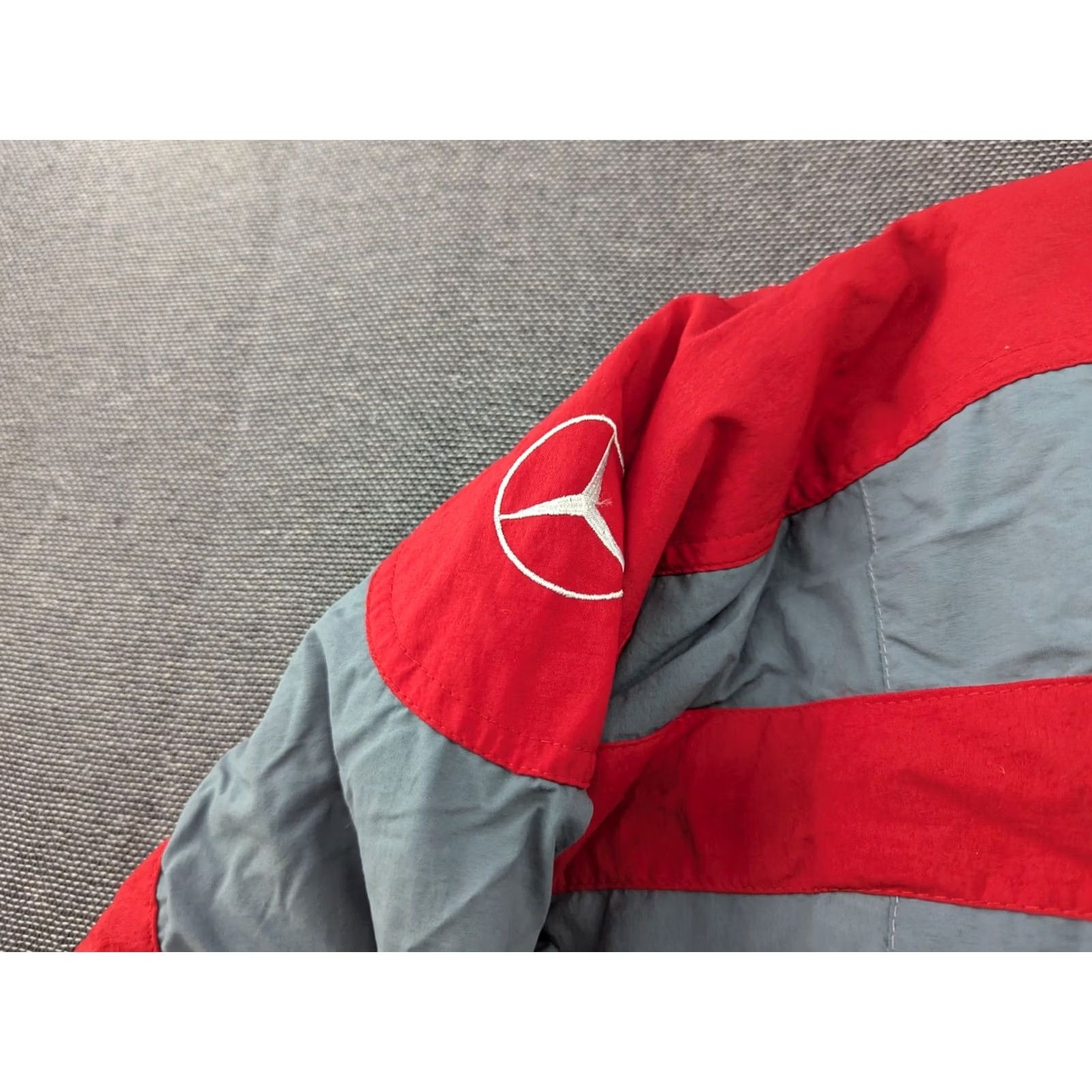 Mercedes-Benz VINTAGE ISC Mercedes-Benz LKW Jacket Large Gray Red Trucker Bomber Tactel Mens Jacket Size US L / EU 52-54 / 3 - 5 Thumbnail