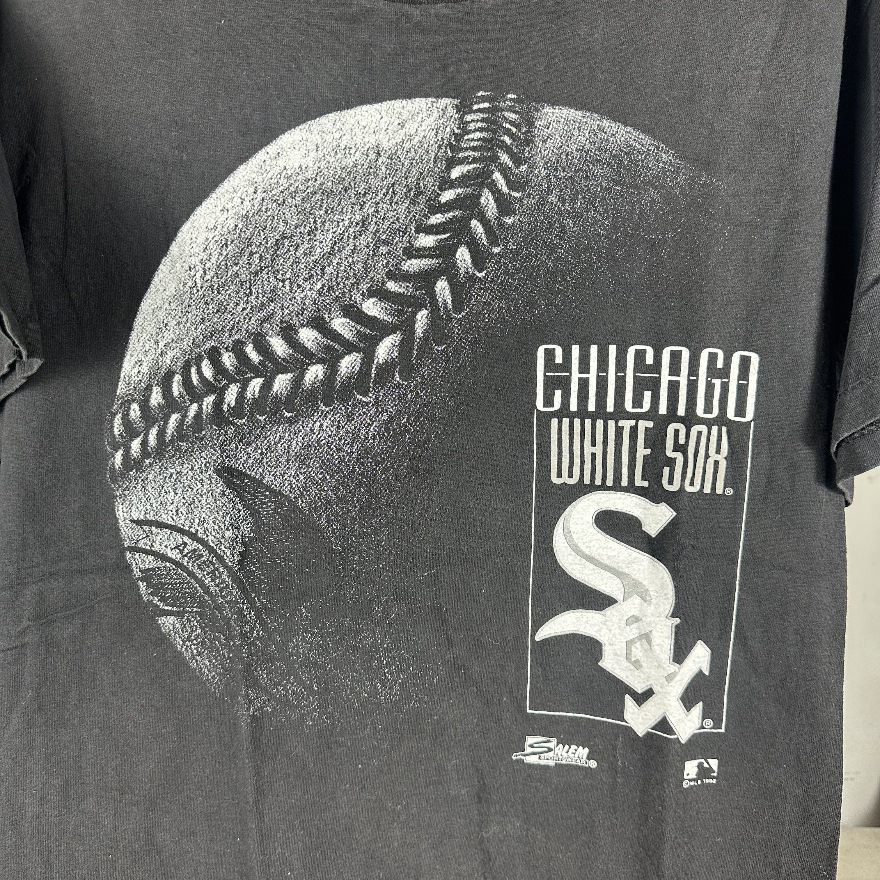 Vintage Vintage 1992 Chicago White Sox MLB Salem Sportswear T-shirt Size US XL / EU 56 / 4 - 2 Thumbnail