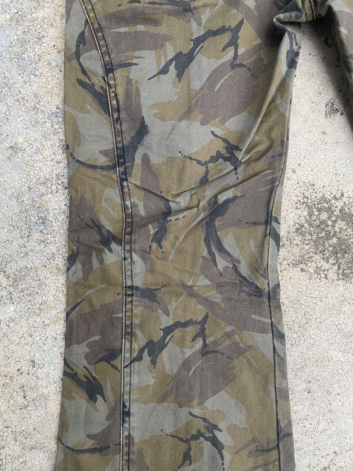 Japanese Brand Flare Jeans Algonquins Camo Zipper Bootcut Size US 31 - 20 Thumbnail