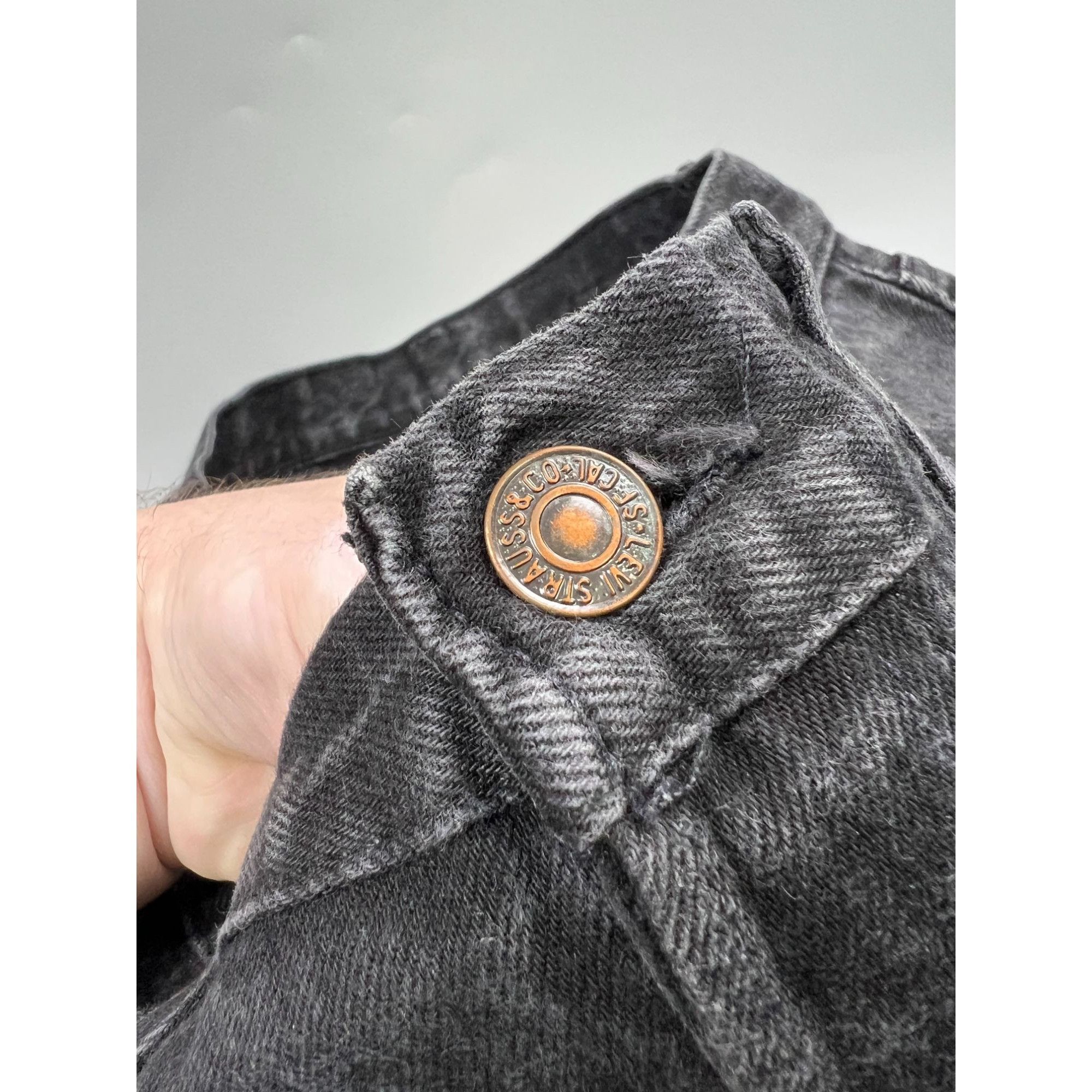 Levi's Levi’s 501 Made in USA Stonewashed Denim Jeans (Y0939) Size US 35 - 4 Thumbnail
