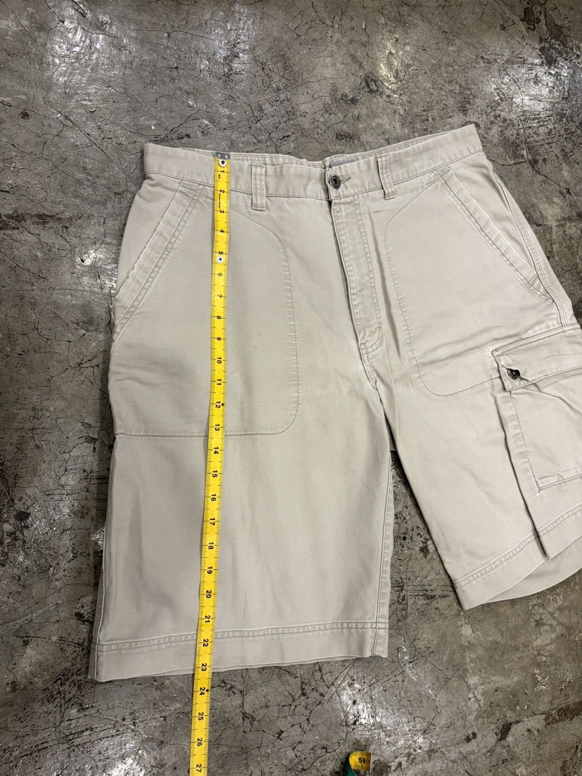 Nike ACG Vintage Nike ACG Beige Cargo Shorts Size US 36 / EU 52 - 19 Thumbnail