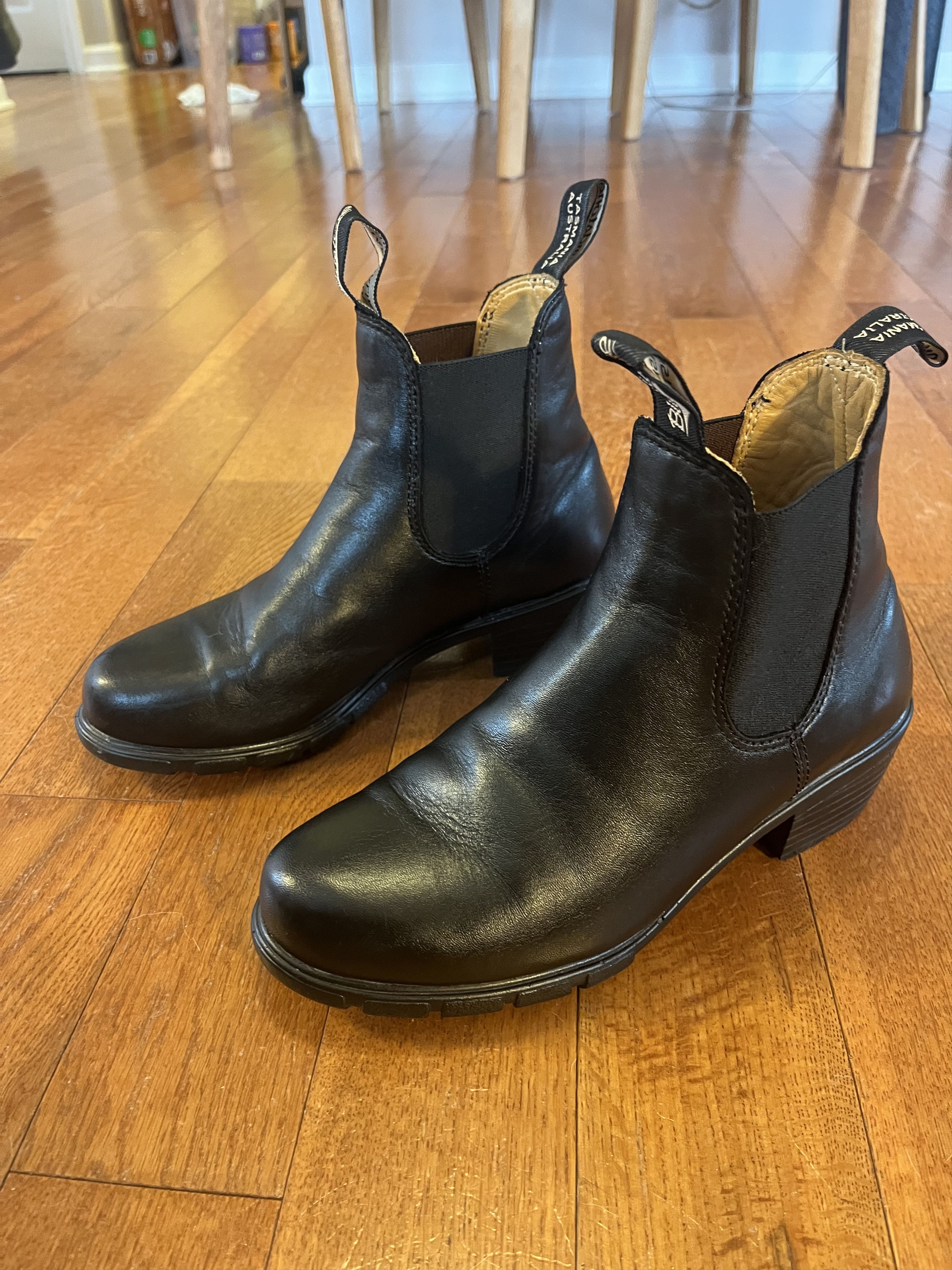 Blundstone Women's Classics Chelsea Boots - Black Size US 7.5 / IT 37.5 - 1 Thumbnail