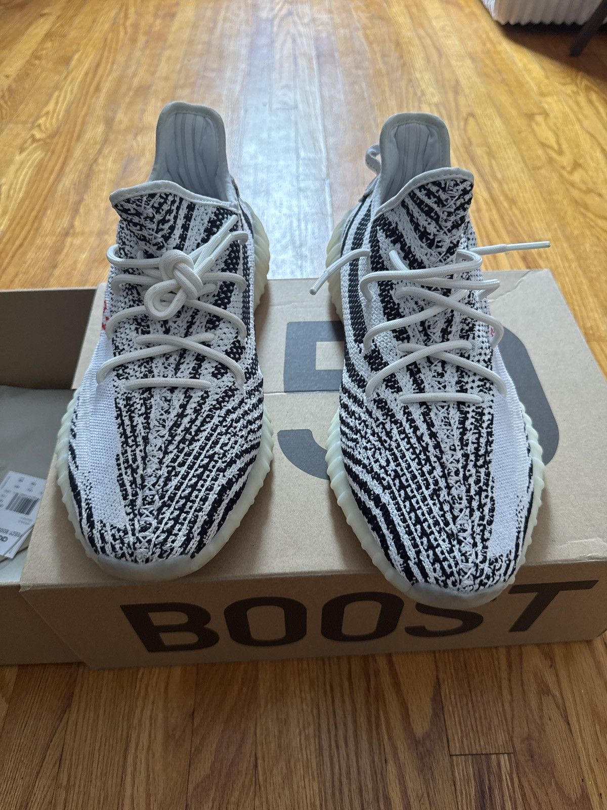 Adidas Yeezy 350 V2 Zebra 2023 Size US 14 / EU 47 - 5 Thumbnail