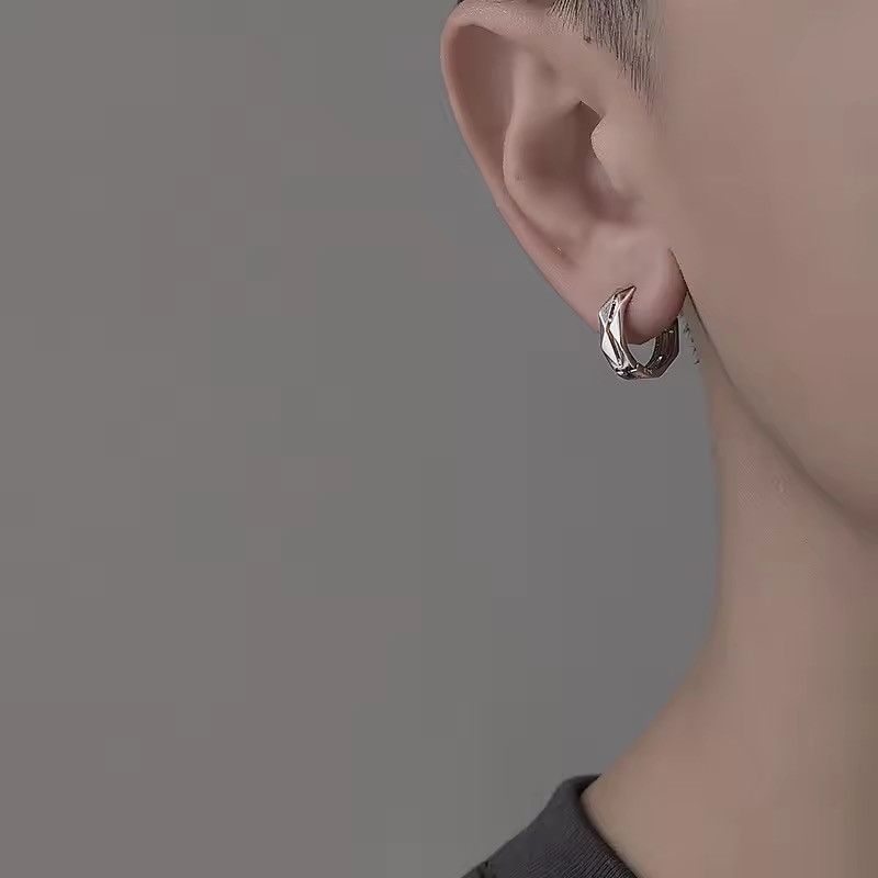 Jewelry 10 mm Small Hoop Earrings for Men Women Streetwear Size ONE SIZE - 4 Thumbnail
