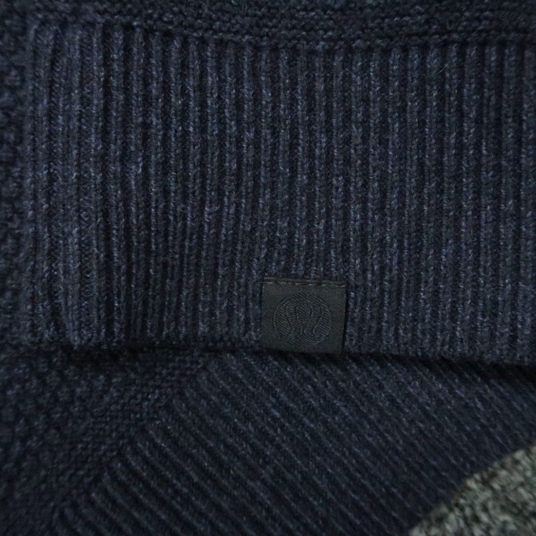 Lululemon Lululemon Sweater Men M Blue Textured Waffle Knit Crew Pullover Long Sleeve Shirt Size US M / EU 48-50 / 2 - 3 Thumbnail
