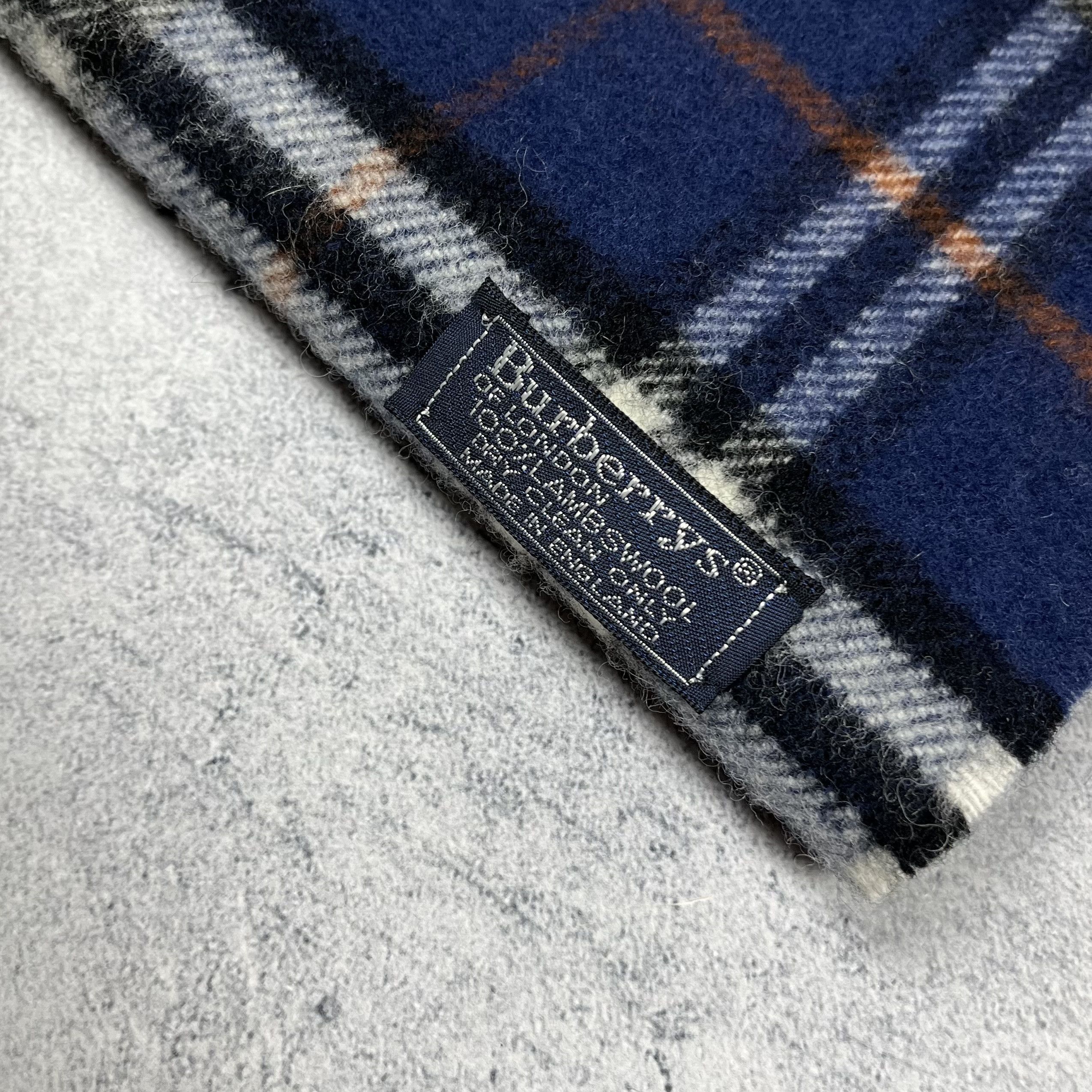 Burberry Vintage Burberrys Nova Check Blue Wool Scarf 90’s Size ONE SIZE - 11 Thumbnail