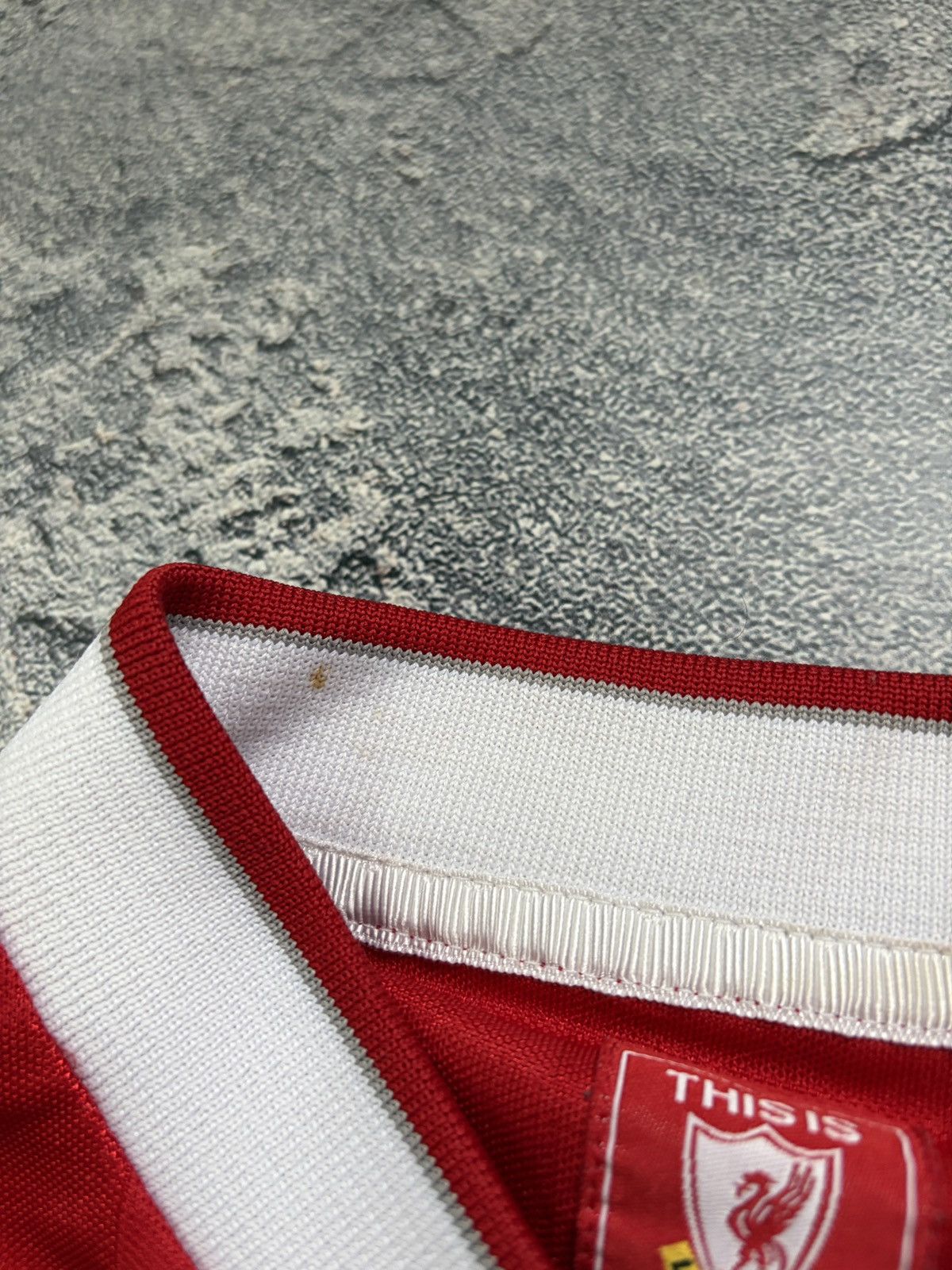 Japanese Brand LFC 1982-85 Retro Home Jersey Official Product Size M Size US M / EU 48-50 / 2 - 8 Thumbnail
