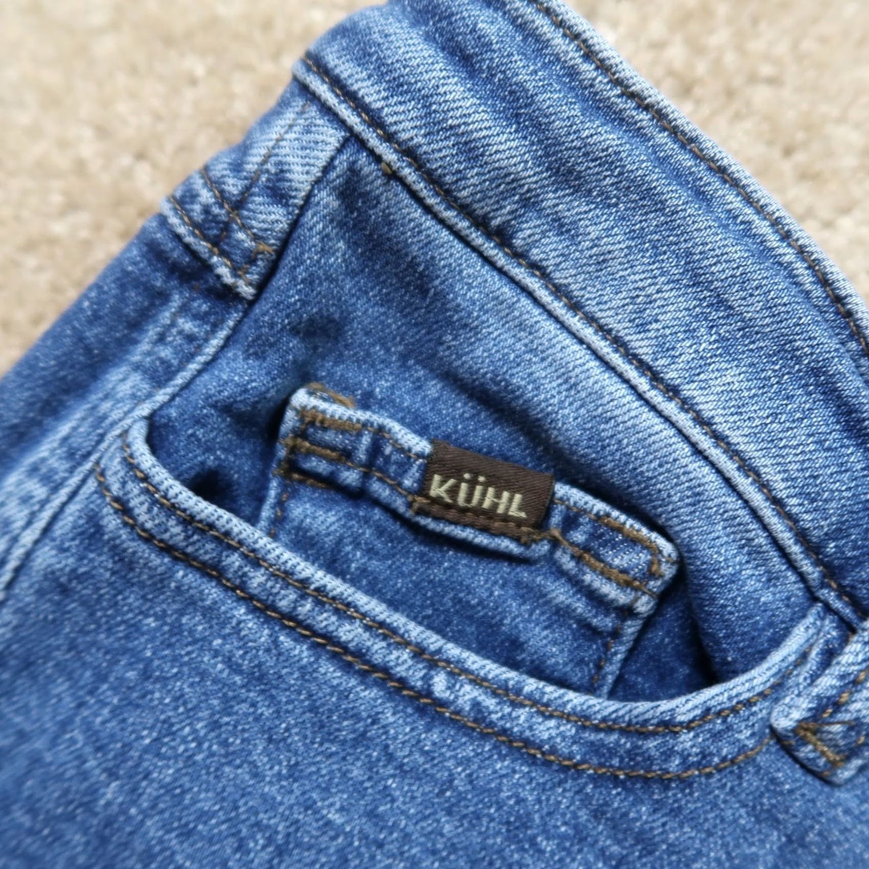 Denime Kuhl Jeans Women's 8 Blue Stretch Denim 5-Pocket Distressed Straight Leg Regular Rise Jeans Size 30" / US 8 / IT 44 - 3 Thumbnail