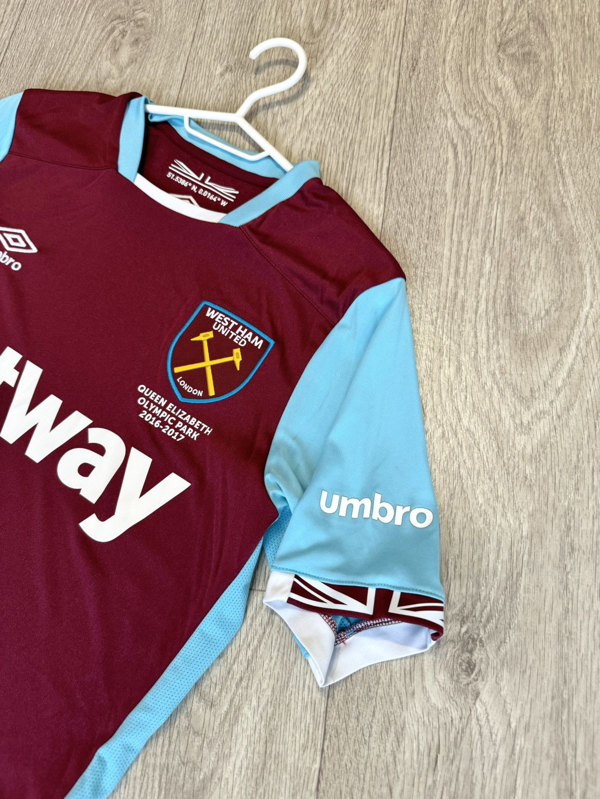 Umbro 🔷Umbro West Ham United 2016/17 Soccer jersey🔷 Size US S / EU 44-46 / 1 - 3 Thumbnail