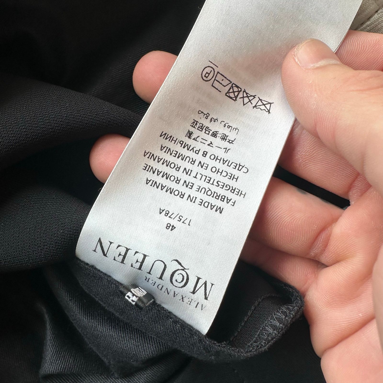 Alexander McQueen Alexander McQueen Pants Size US 30 / EU 46 - 9 Thumbnail