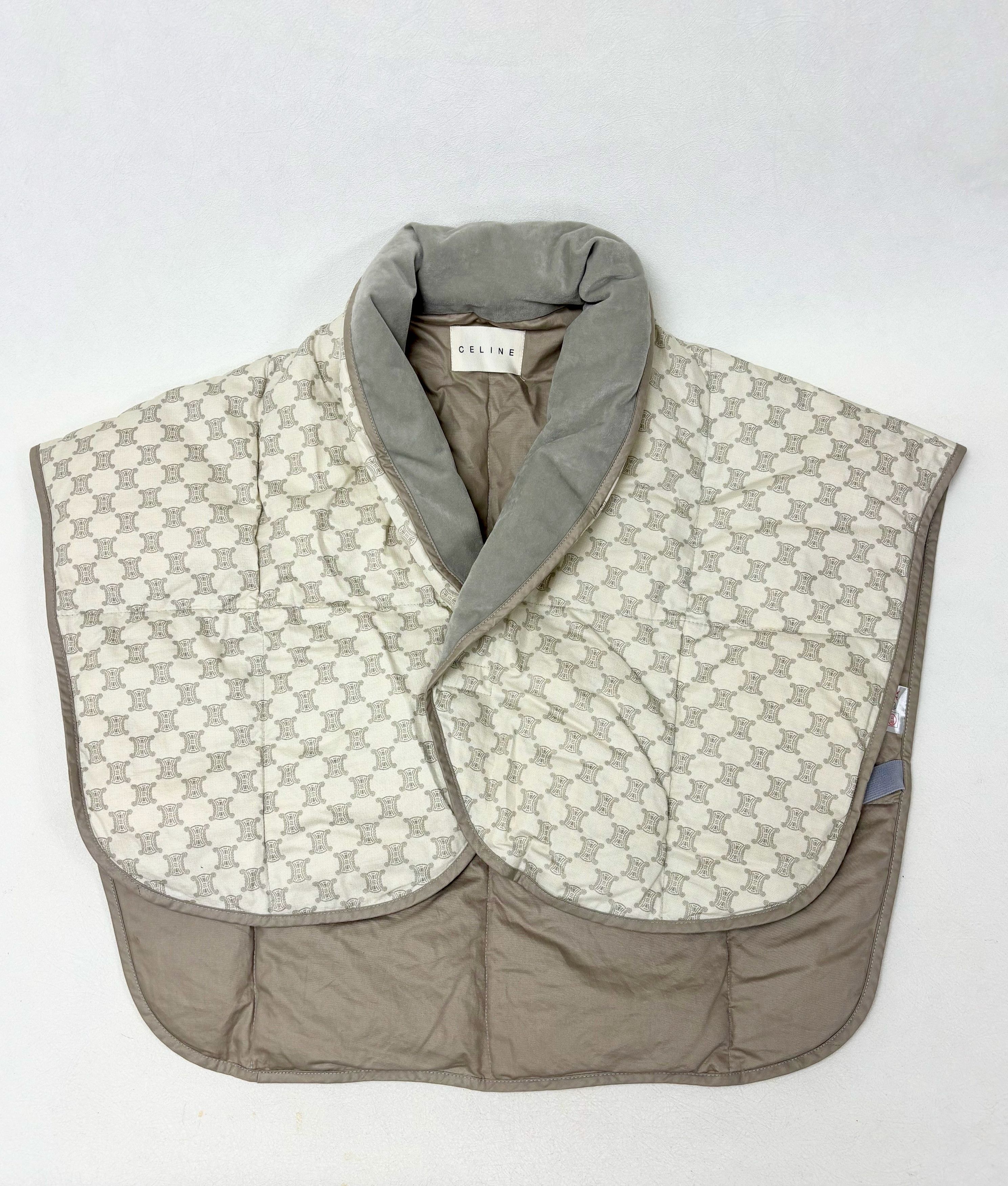 Celine CÉLINE Poncho matelassé Size ONE SIZE - 1 Thumbnail