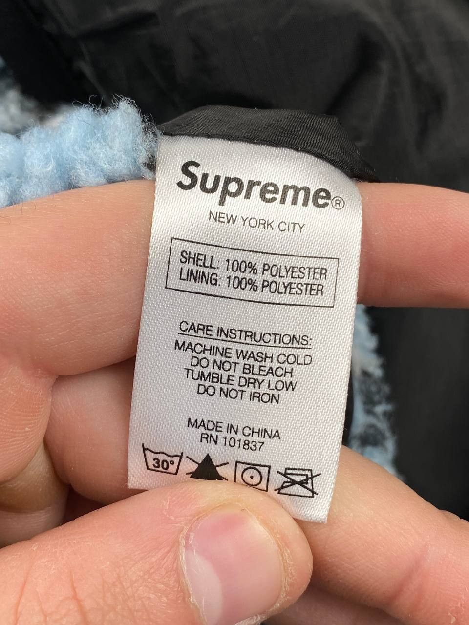 Supreme Supreme Reversible Bandana Fleece Jacket Men Size M Blue Size US M / EU 48-50 / 2 - 16 Thumbnail