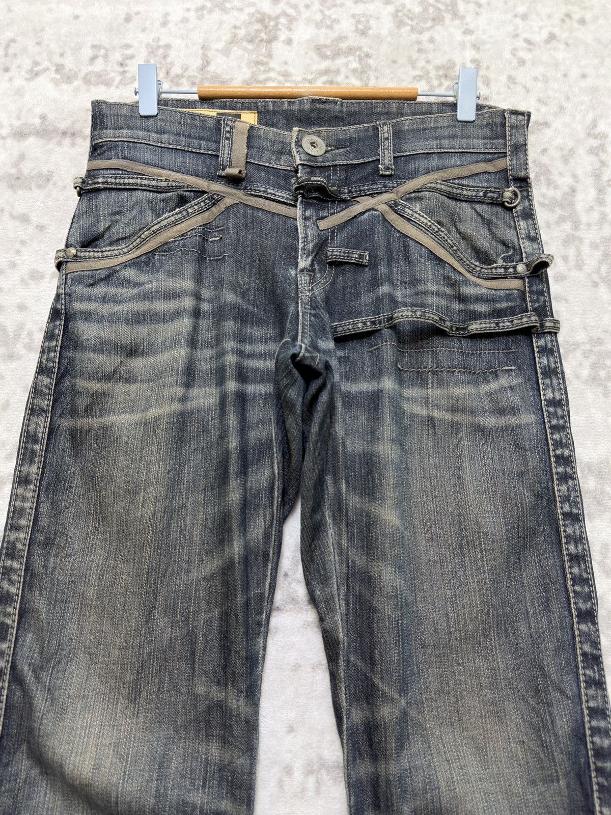 Marithe + Francois Girbaud Le Jean De Marithe Girbaud Strap Pocket Bondage Denim Y2K Size US 31 - 3 Thumbnail