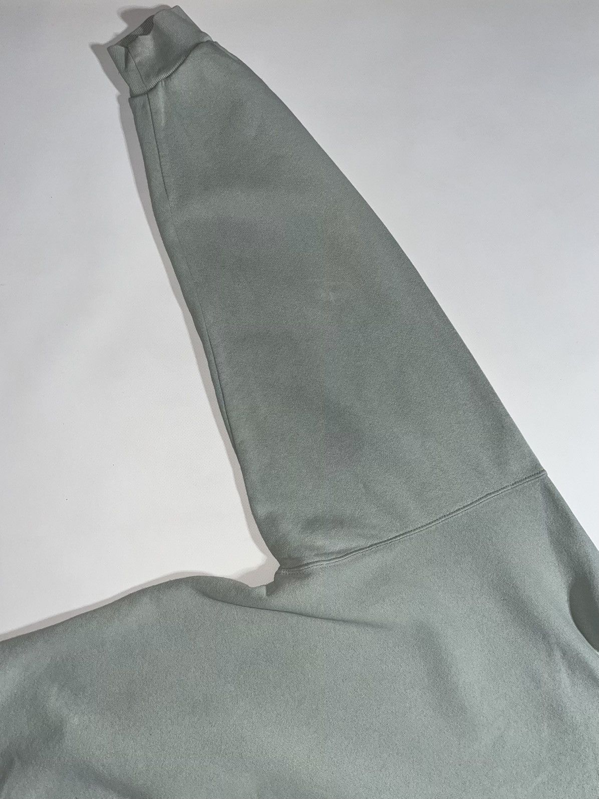 Nike Vintage 90’s Nike perfectly faded blue hoodie Size US L / EU 52-54 / 3 - 13 Thumbnail