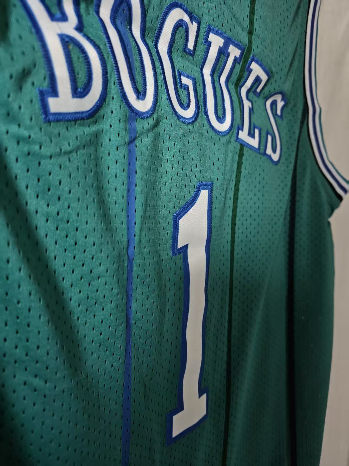 NBA Charlotte Hornets #1 Bogues Jersey XXL Size US XXL / EU 58 / 5 - 4 Thumbnail
