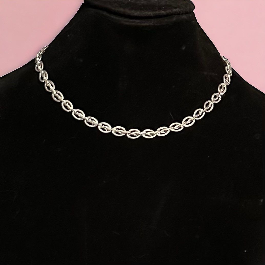 Vintage Vintage silver tone woven link chain necklace Size ONE SIZE - 1 Thumbnail