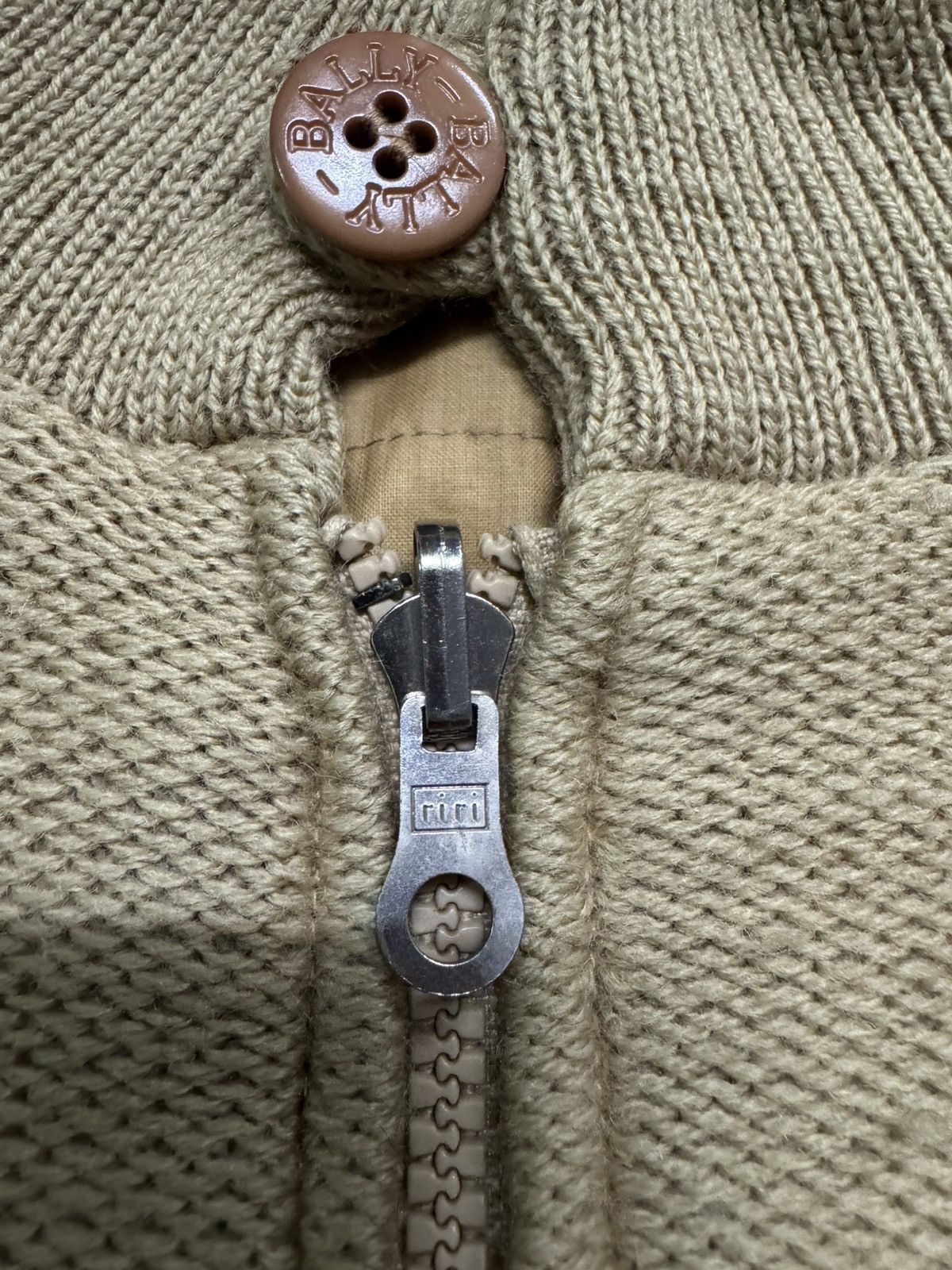 Bally 💥RARE💥VINTAGE 80s BALLY LANA WOOL LAINE JACKET DISTRESSED Size US S / EU 44-46 / 1 - 9 Thumbnail