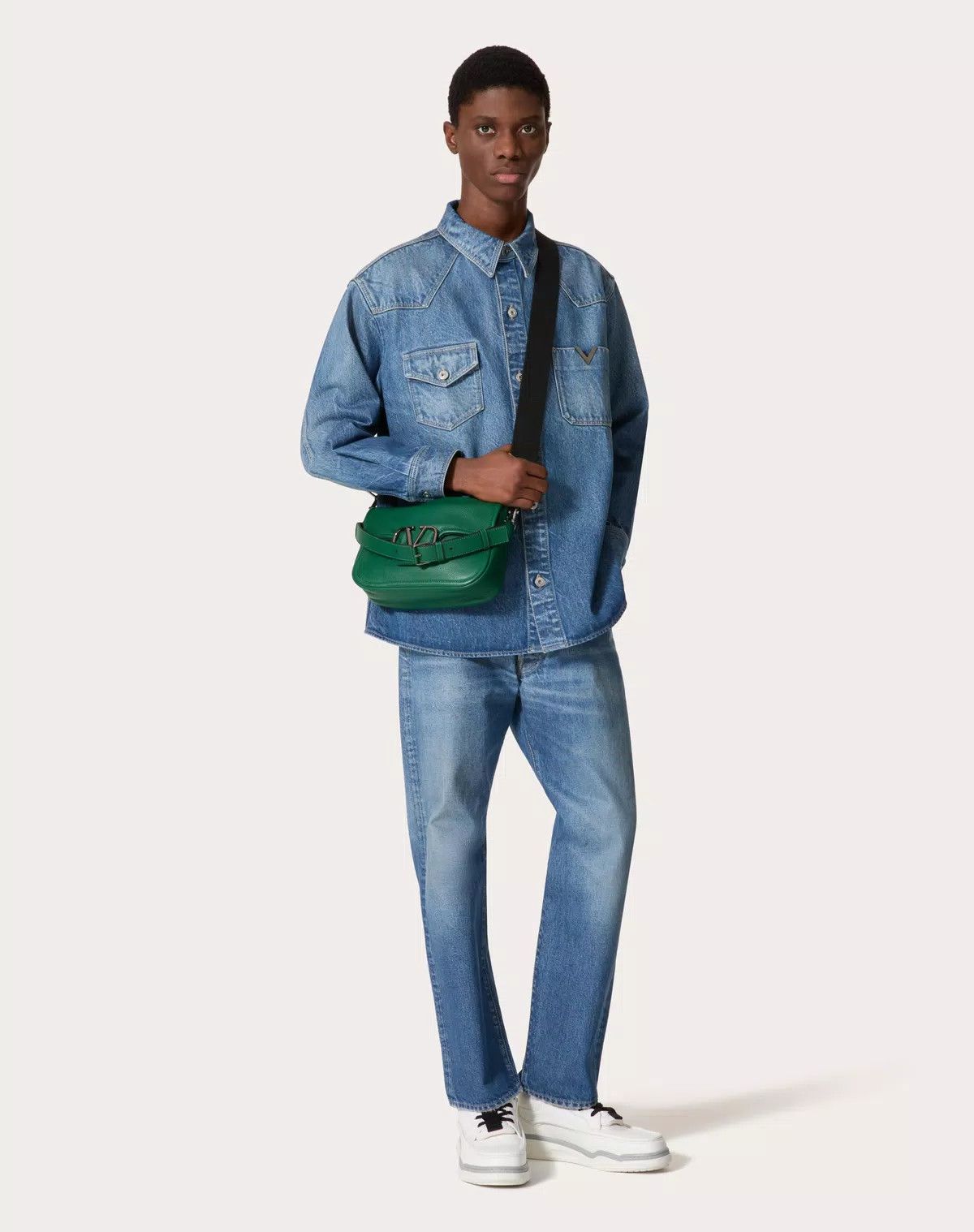 Valentino oc11z0725 Size: OS/Grainy Calfskin Shoulder Bag in Green Size ONE SIZE - 7 Thumbnail