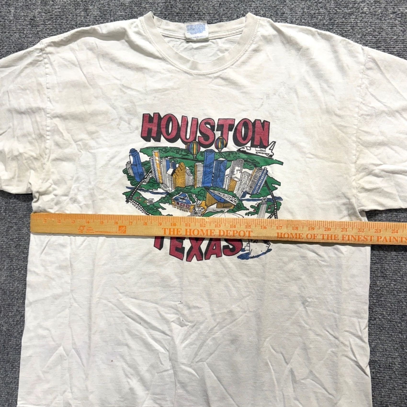 Hanes Hanes T-shirt Men XL White 100% Cotton Distressed Stained Houston Texas Hanes White Distressed Mens XL White Size US XL / EU 56 / 4 - 5 Thumbnail