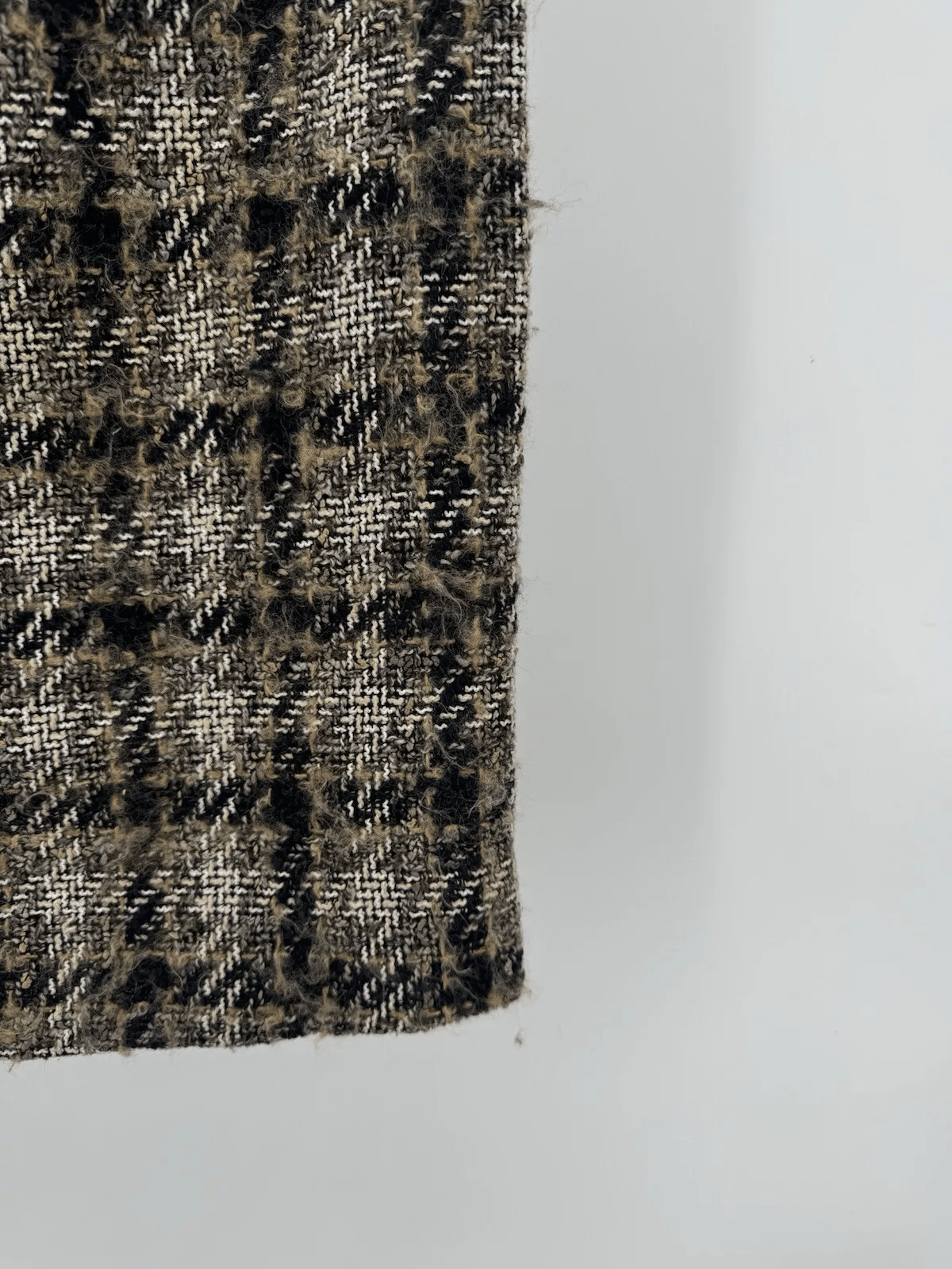 Chanel Chanel Vintage Knee-Length Tweed Skirt Size US10 FR42 Size 30" / US 8 / IT 44 - 2 Thumbnail