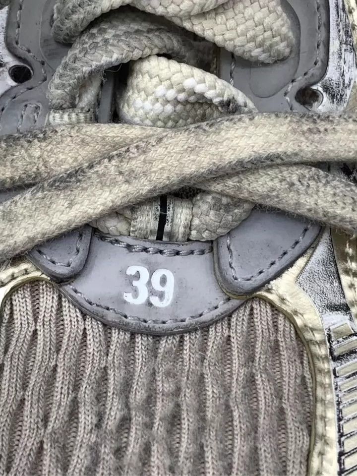 Balenciaga Balenciaga Old gray low-top dad shoes made of mesh shoes 25 Size US 6 / EU 39 - 7 Thumbnail