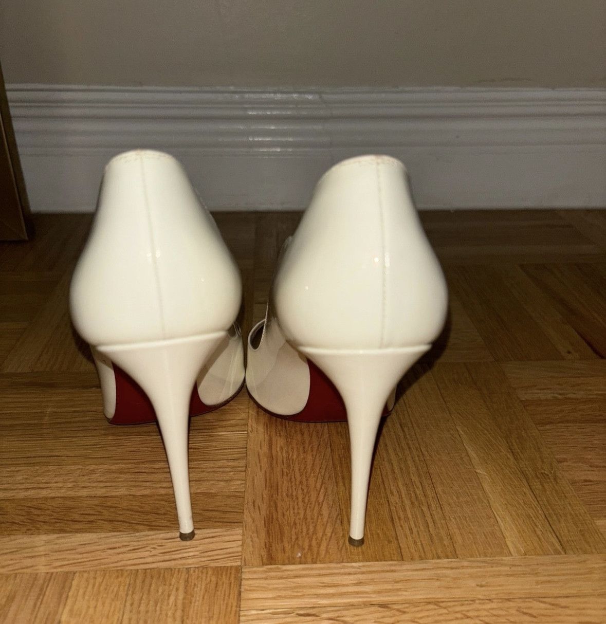 Christian Louboutin Authentic Christian Louboutin Hot Chick pumps 36.5 100mm Size US 6.5 / IT 36.5 - 5 Thumbnail