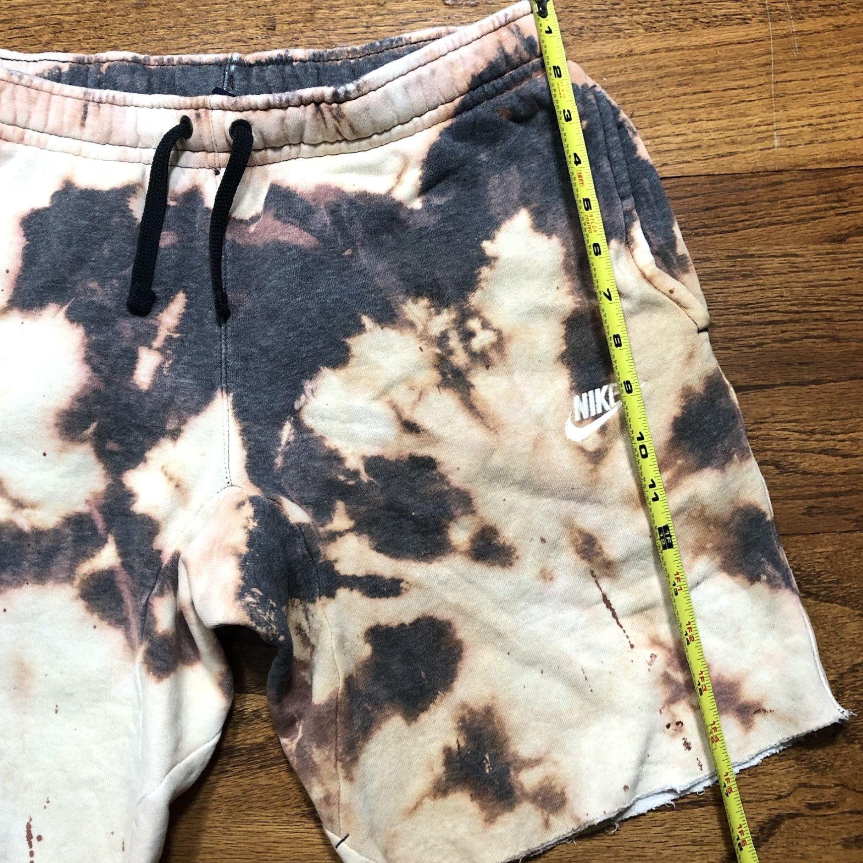 Nike Nike Sweat Shorts Mens S Gray Tie Dye Drawstring Athletic Size US 29 - 7 Thumbnail