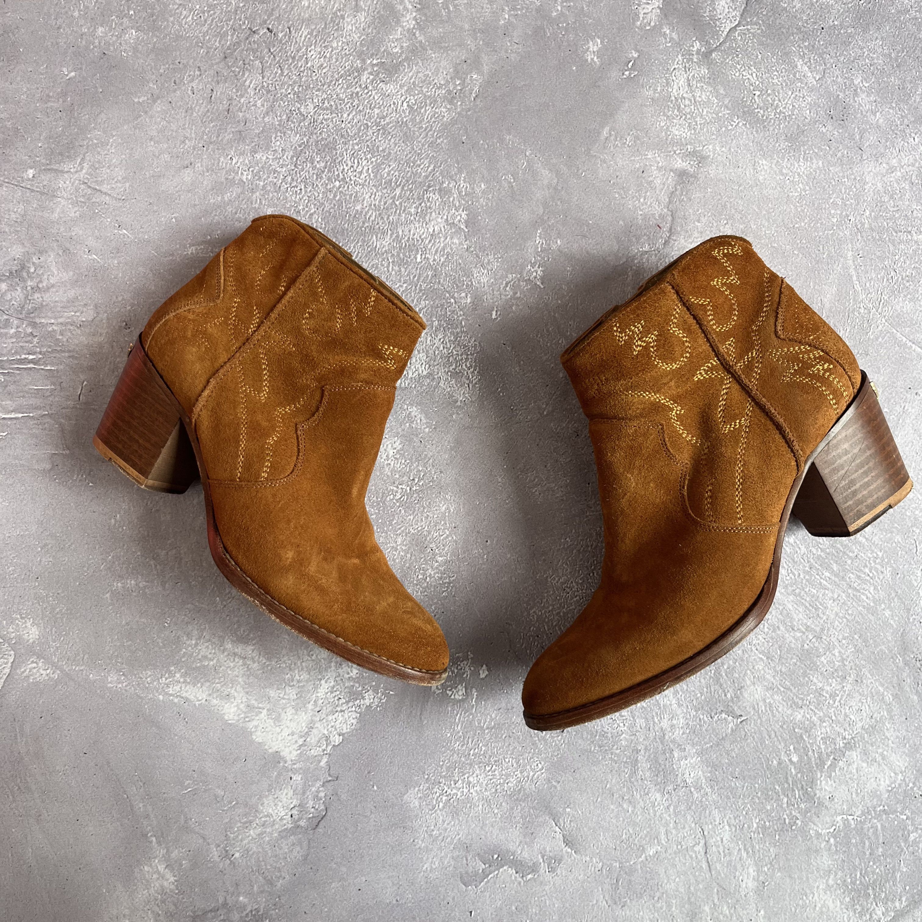 Zadig & Voltaire Zagid & Voltaire Western Suede Ankle Boots Cowboy Size US 7 / IT 37 - 2 Thumbnail