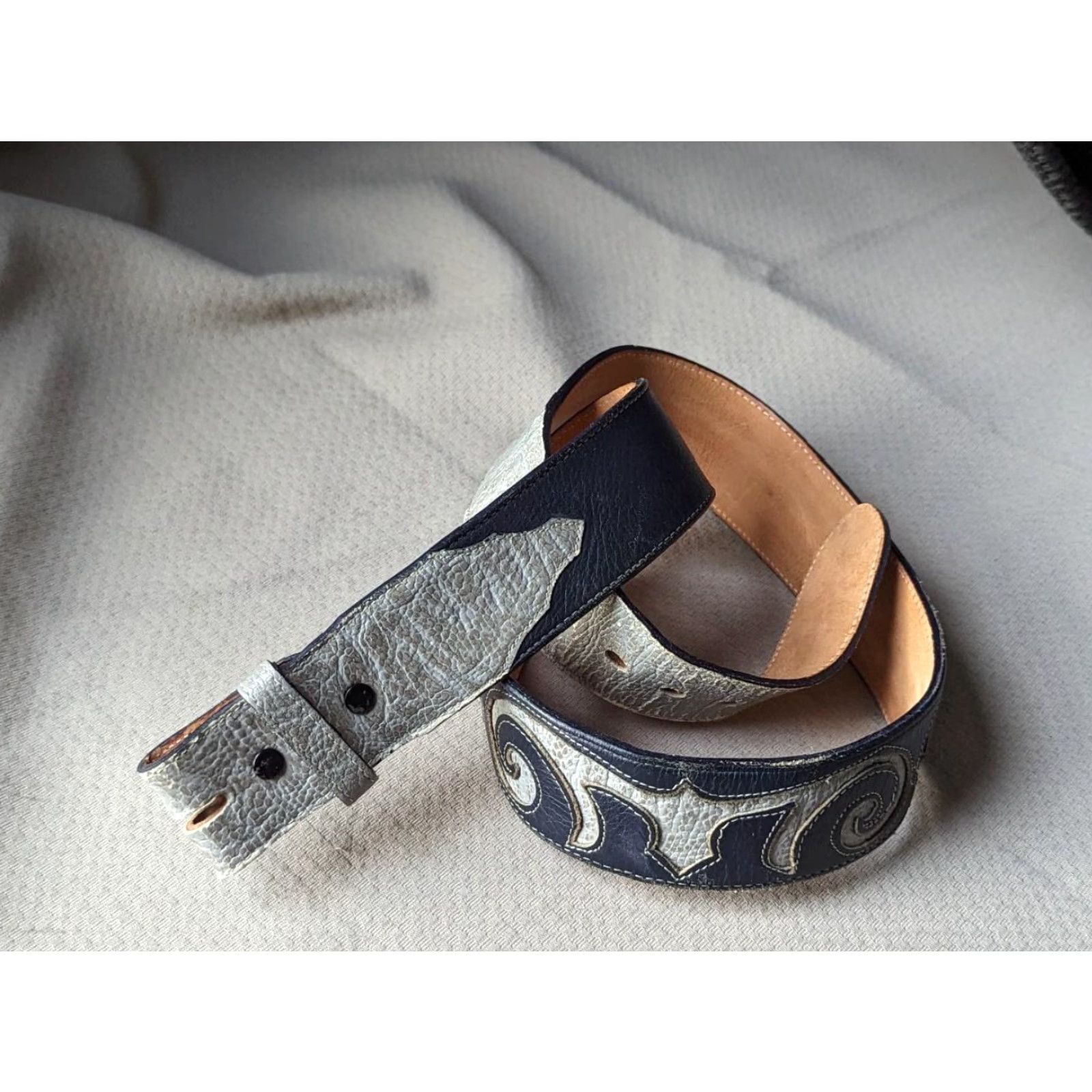 VINTAGE Tony Lama belt 1-5/8 wide 32 blue/gray USA made cowhide leather Western belt Mens