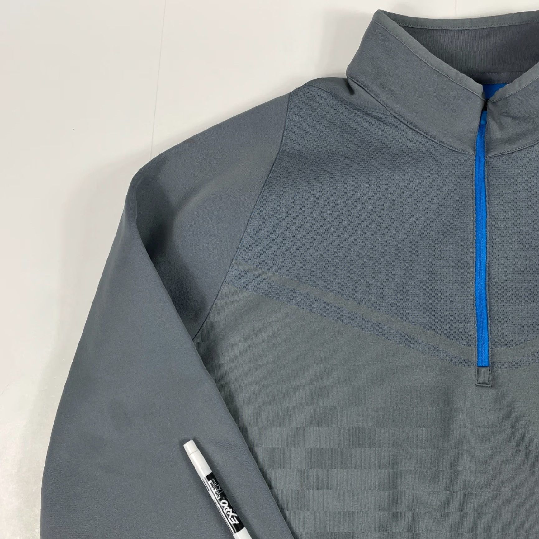 Nike Nike Shirt Mens Large Gray Golf Dri-Fit Fleece 1/4 Zip Pullover Golfing Dri-Fit Nike Golf Pullover Mens Large Gray Thick Fleece 1/4 Zip Size US L / EU 52-54 / 3 - 2 Thumbnail