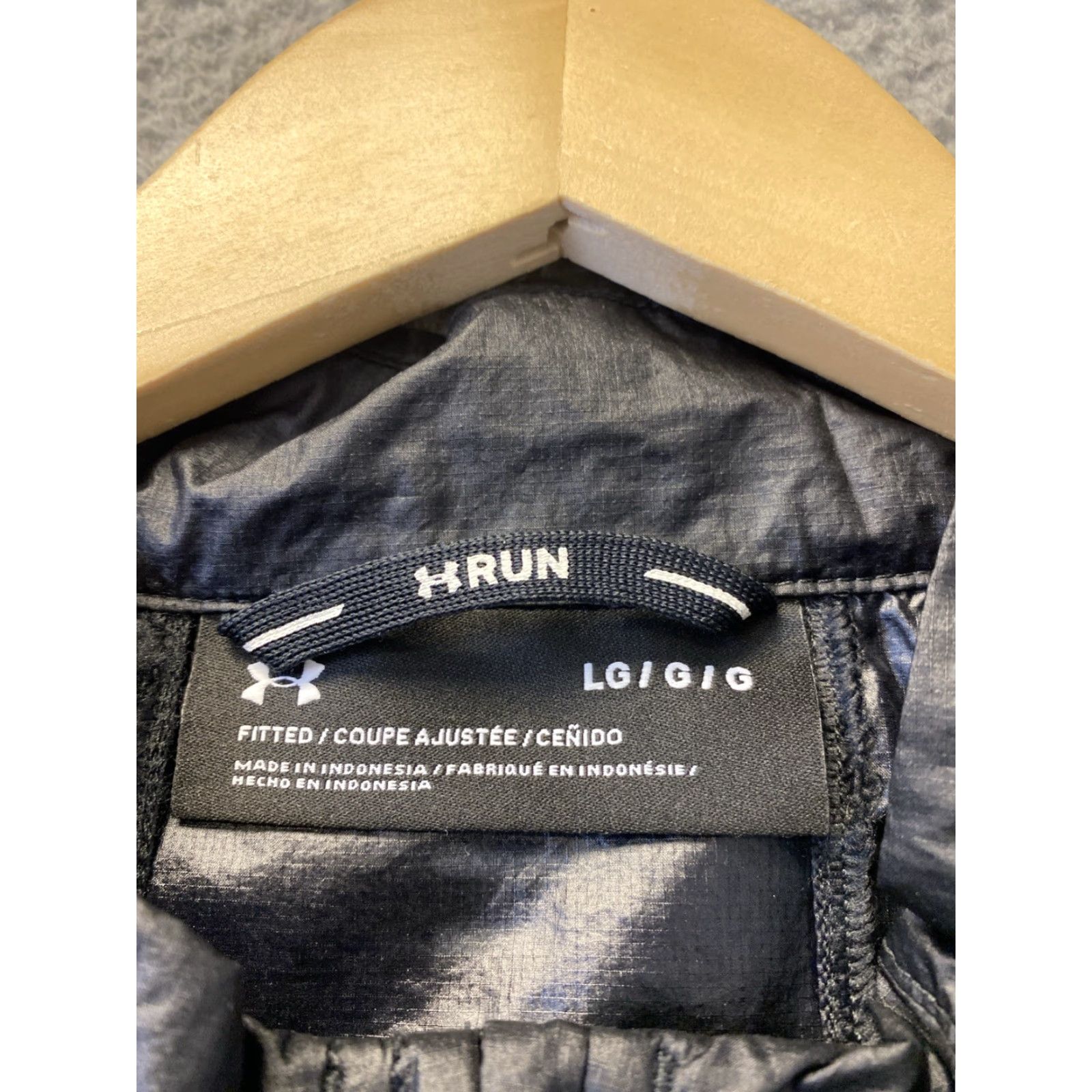 Under Armour VINTAGE? No. Under Armour Run Impasse Reflect Men’s L Waterproof Jacket Run Black Size US L / EU 52-54 / 3 - 4 Thumbnail