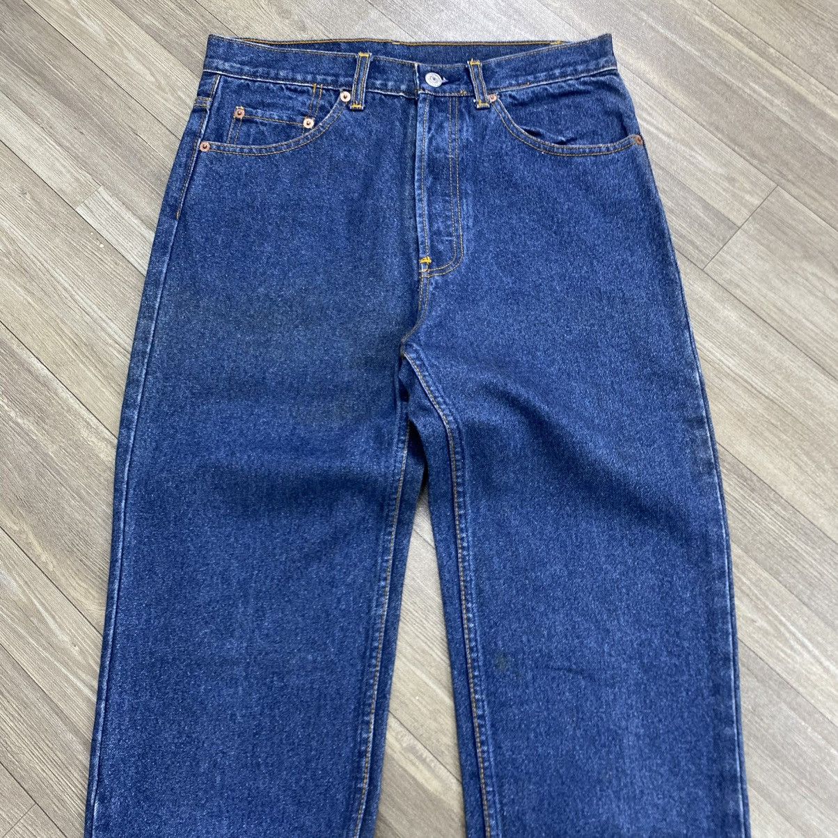 Levi's Vintage Clothing 🇺🇸1990s Vintage Levis 501 31x34 Straight Leg Faded Jeans Size US 29 - 2 Thumbnail