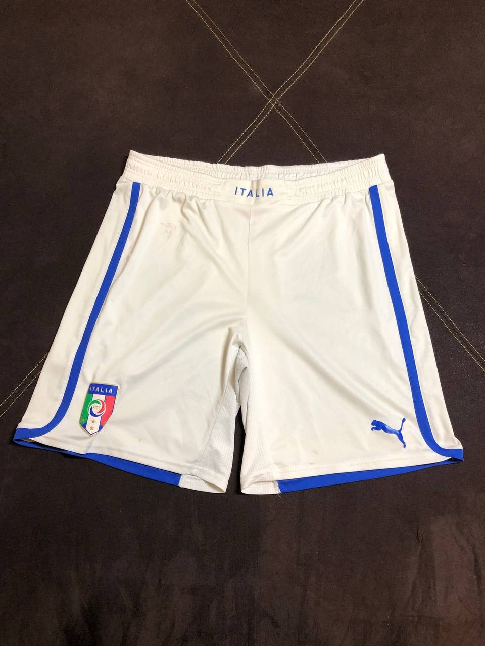 Puma ITALY HOME FOOTBALL SOCCER SHORTS PUMA Size US 34 / EU 50 - 1 Thumbnail