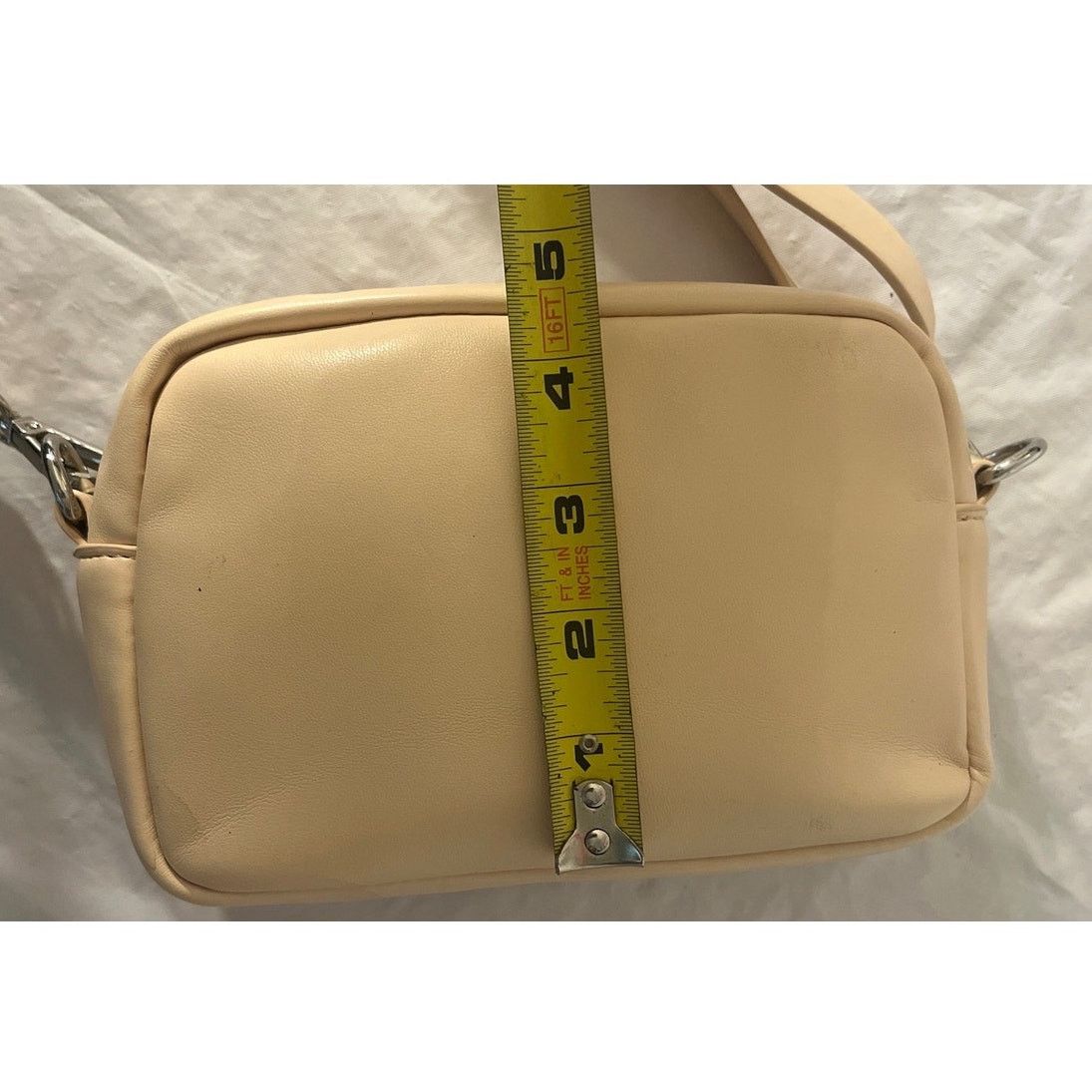 Levi's Levi’s Sally Camera Crossbody Bag Peach Cream Size ONE SIZE - 12 Thumbnail