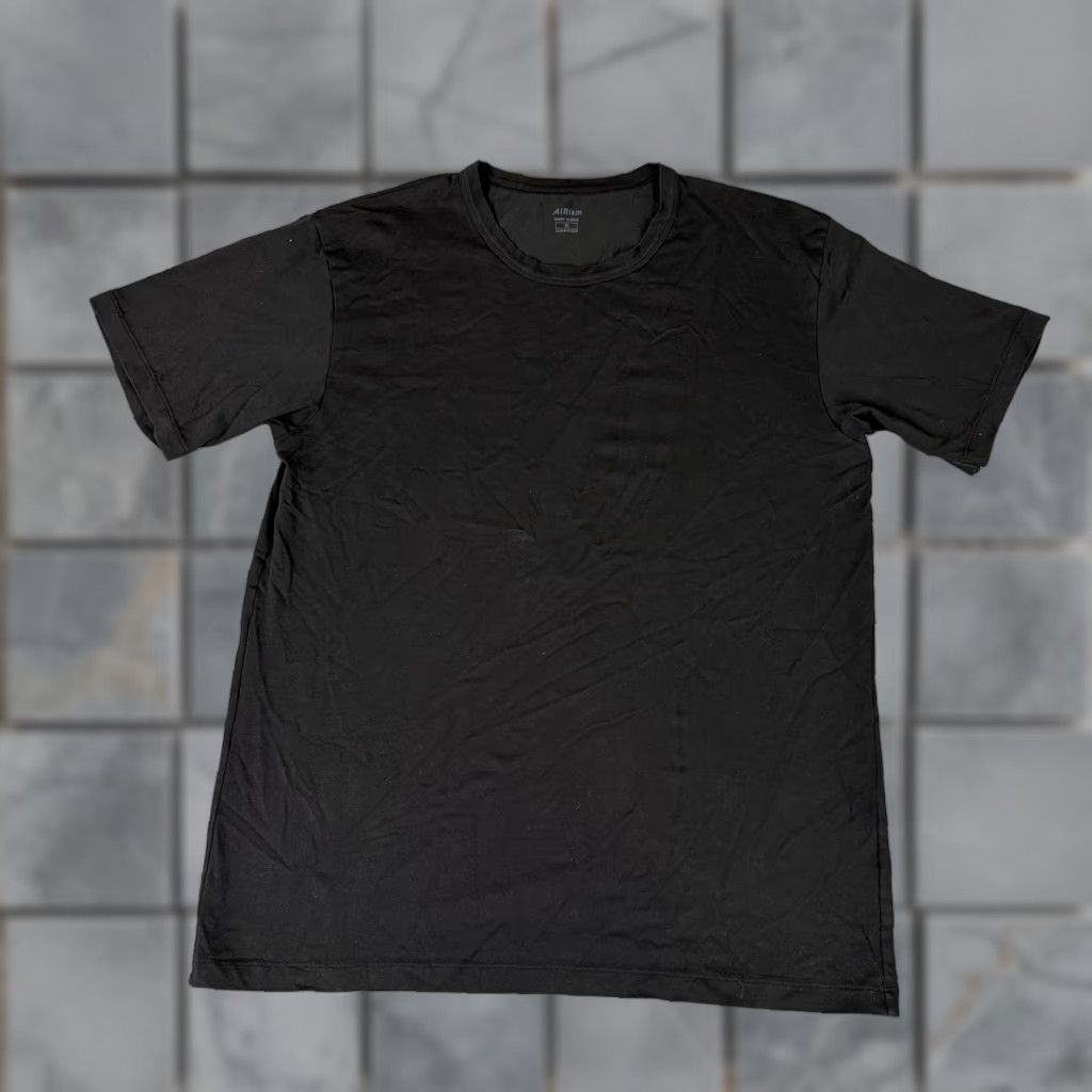 Uniqlo Uniqlo Airism T Shirt Mens M Black Crewneck Short Sleeve Size US M / EU 48-50 / 2 - 1 Thumbnail