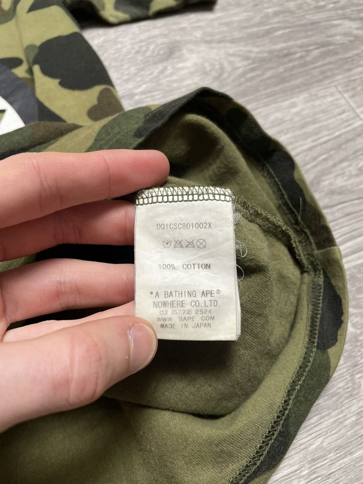 Bape Bape 1st Camo Shark T-Shirt Size US S / EU 44-46 / 1 - 13 Thumbnail