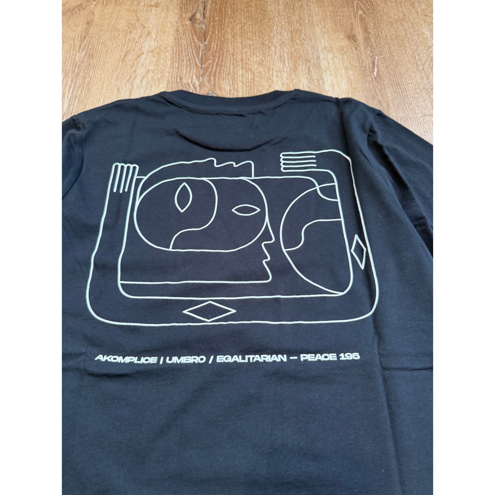 Umbro Akomplice x Umbro Uno Long Sleeve Tee Black NWT Size US S / EU 44-46 / 1 - 4 Thumbnail