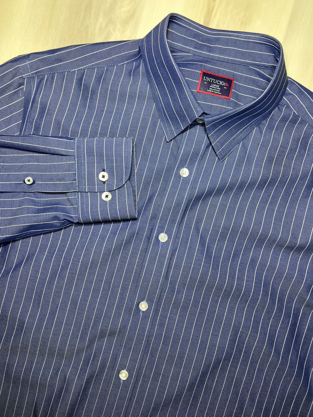 UNTUCKit UNTUCKit Gifford Navy Striped Button Up Dress Shirt Men L Size US L / EU 52-54 / 3 - 1 Thumbnail