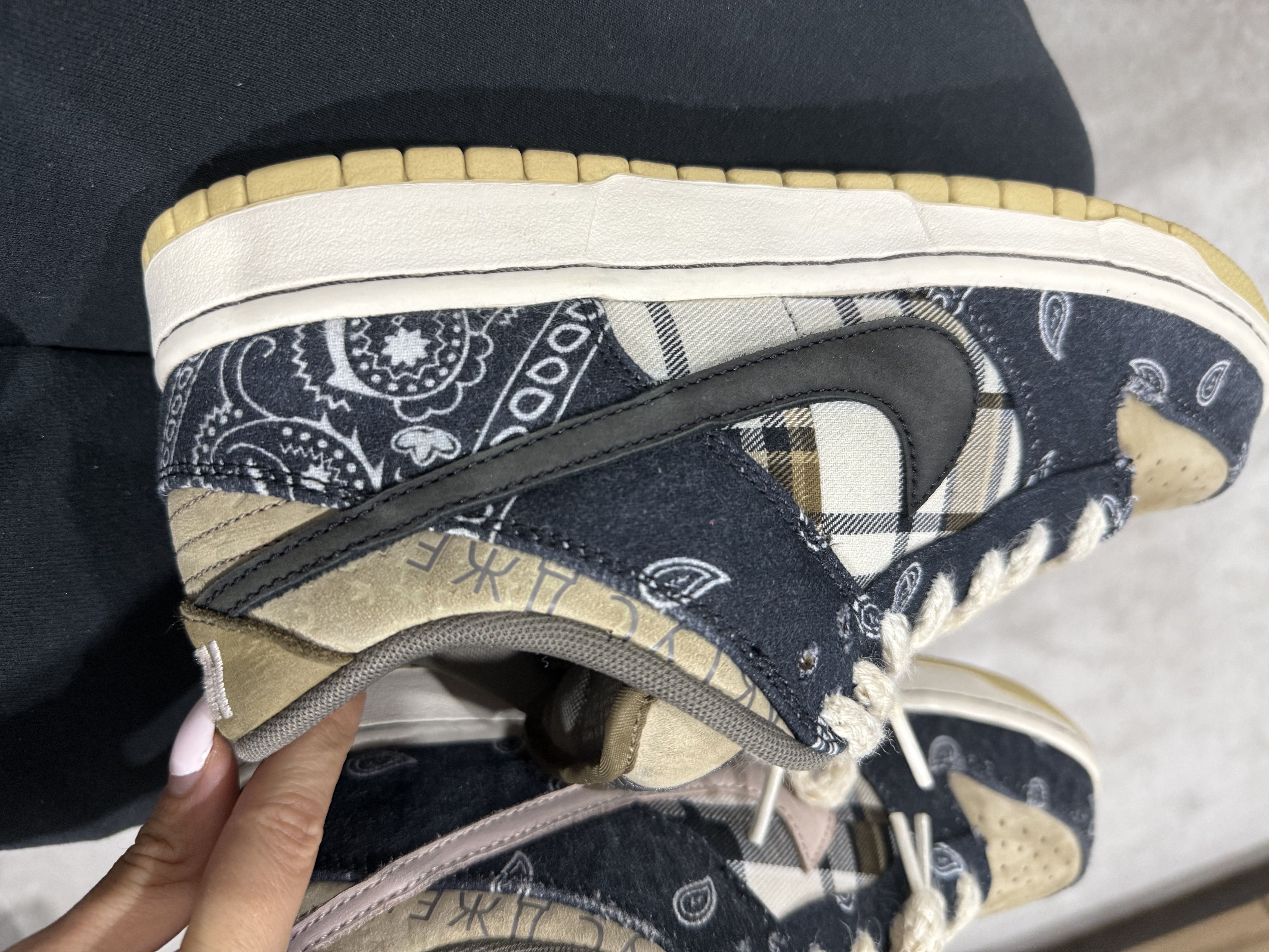 Nike × Travis Scott Nike SB Dunk Low Size US 10 / EU 43 - 16 Thumbnail