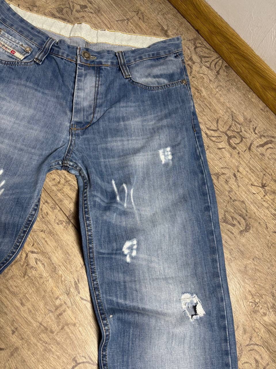 Diesel Vintage Diesel Baggy Thrashed Bootcut Denim jeans Size US 34 / EU 50 - 9 Thumbnail