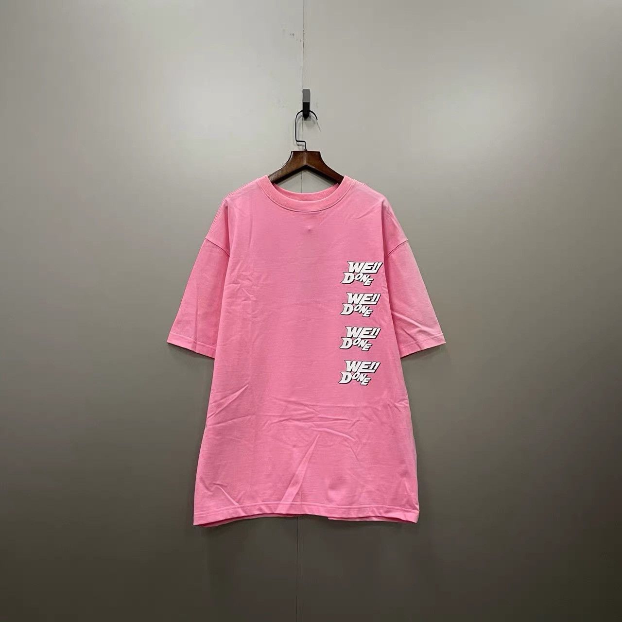 WE11DONE WE11DONE Pink Printed Logo Short Sleeve K28 Size US XS / EU 42 / 0 - 2 Thumbnail