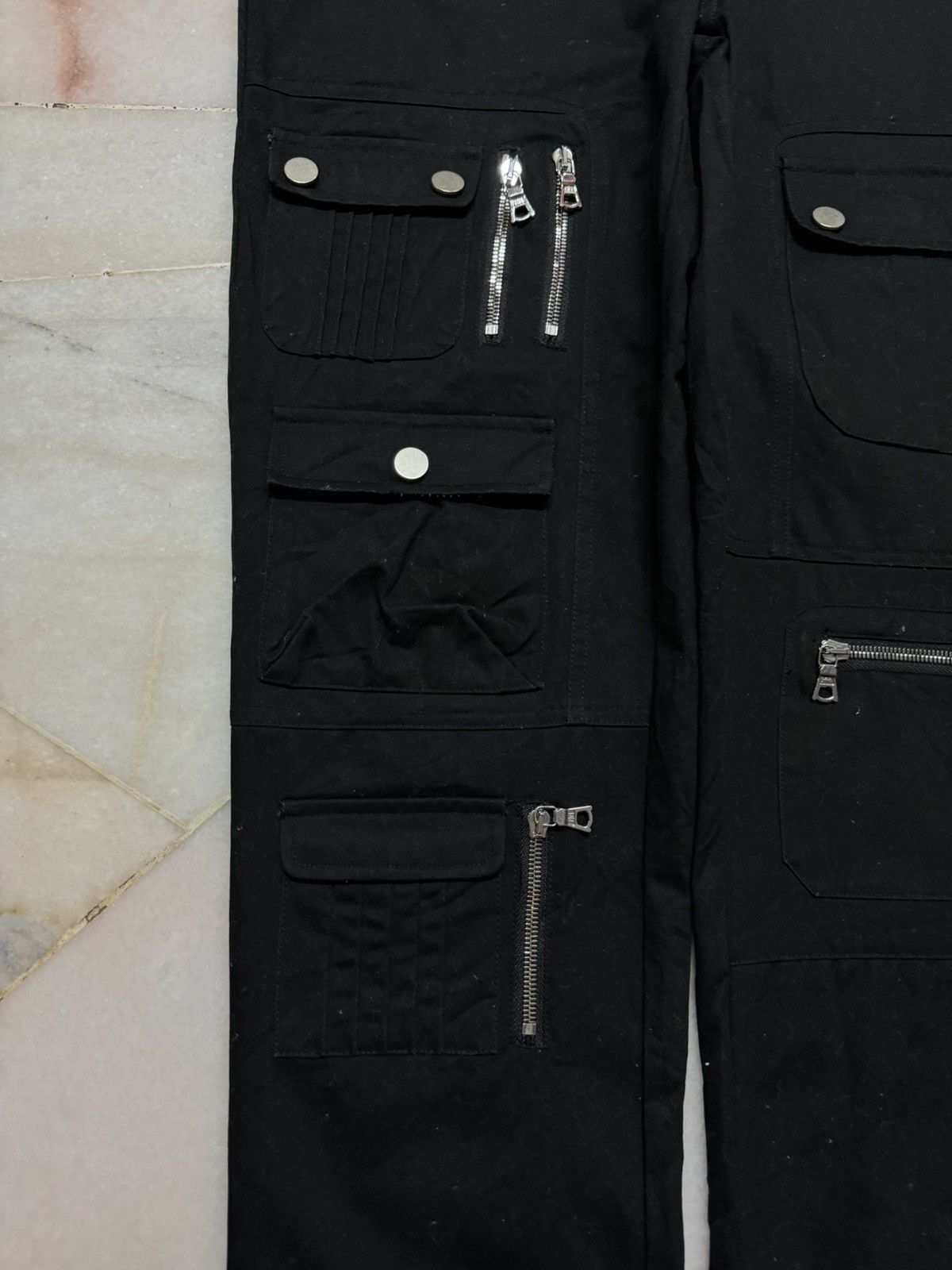 Tornado Mart JAPANESE FORTUNE FAME PUNK POEM BLACK MULTIPOCKET CARGO Size US 31 - 7 Thumbnail