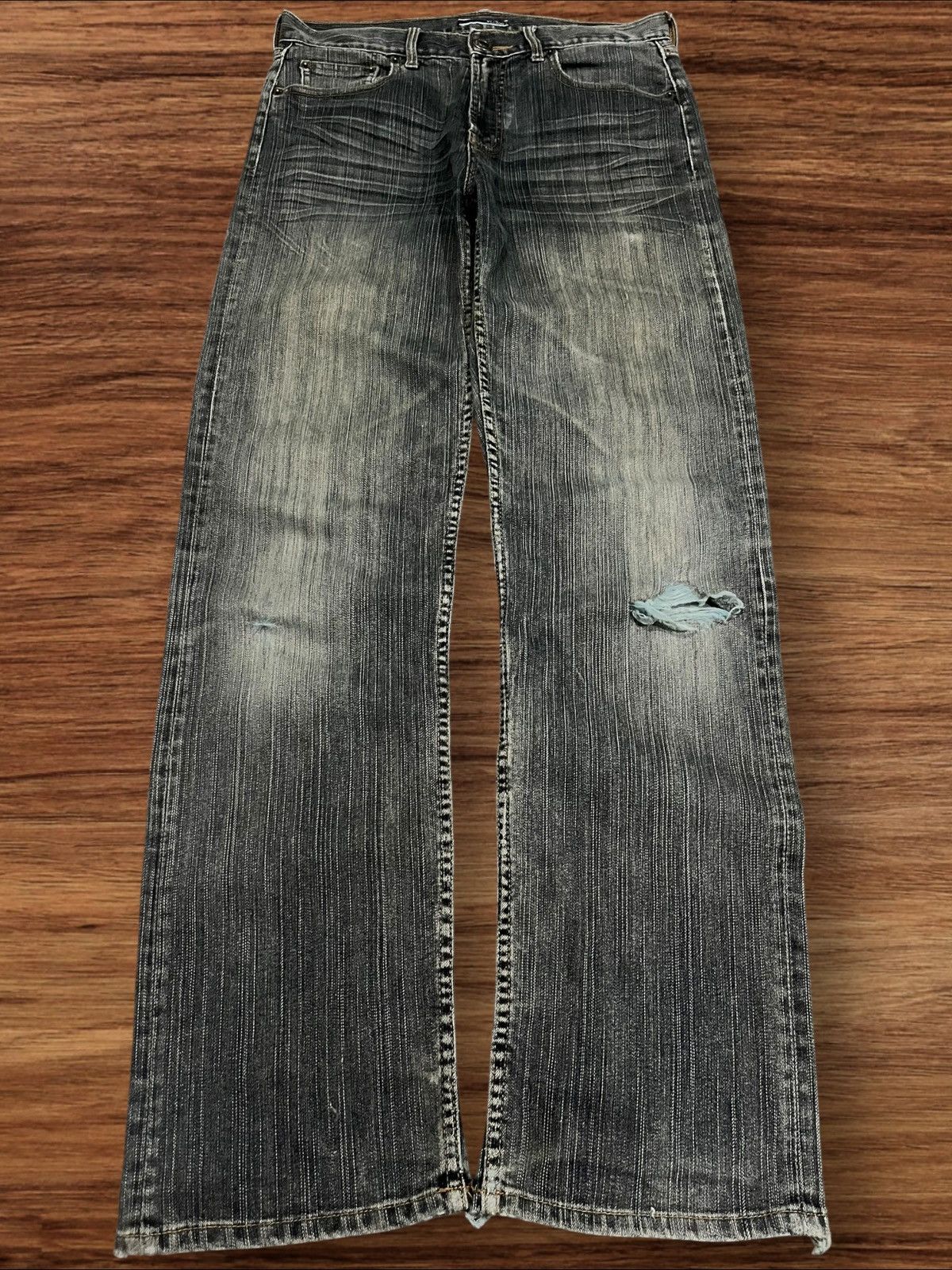 Japanese Brand ⚡️Distressed⚡️Vintage Japanese Brand Villand Dark Blue Jeans Size US 30 / EU 46 - 1 Thumbnail