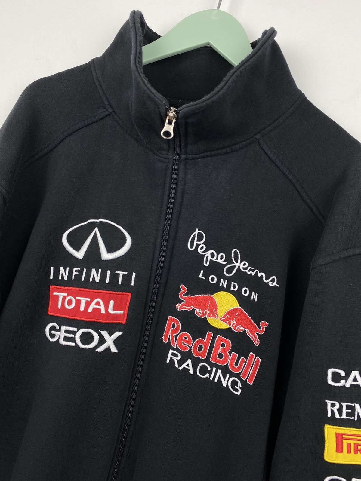 Red Bull Red Bull Infinity Racing Jacket Yamaha BMW Honda Size US XL / EU 56 / 4 - 3 Thumbnail